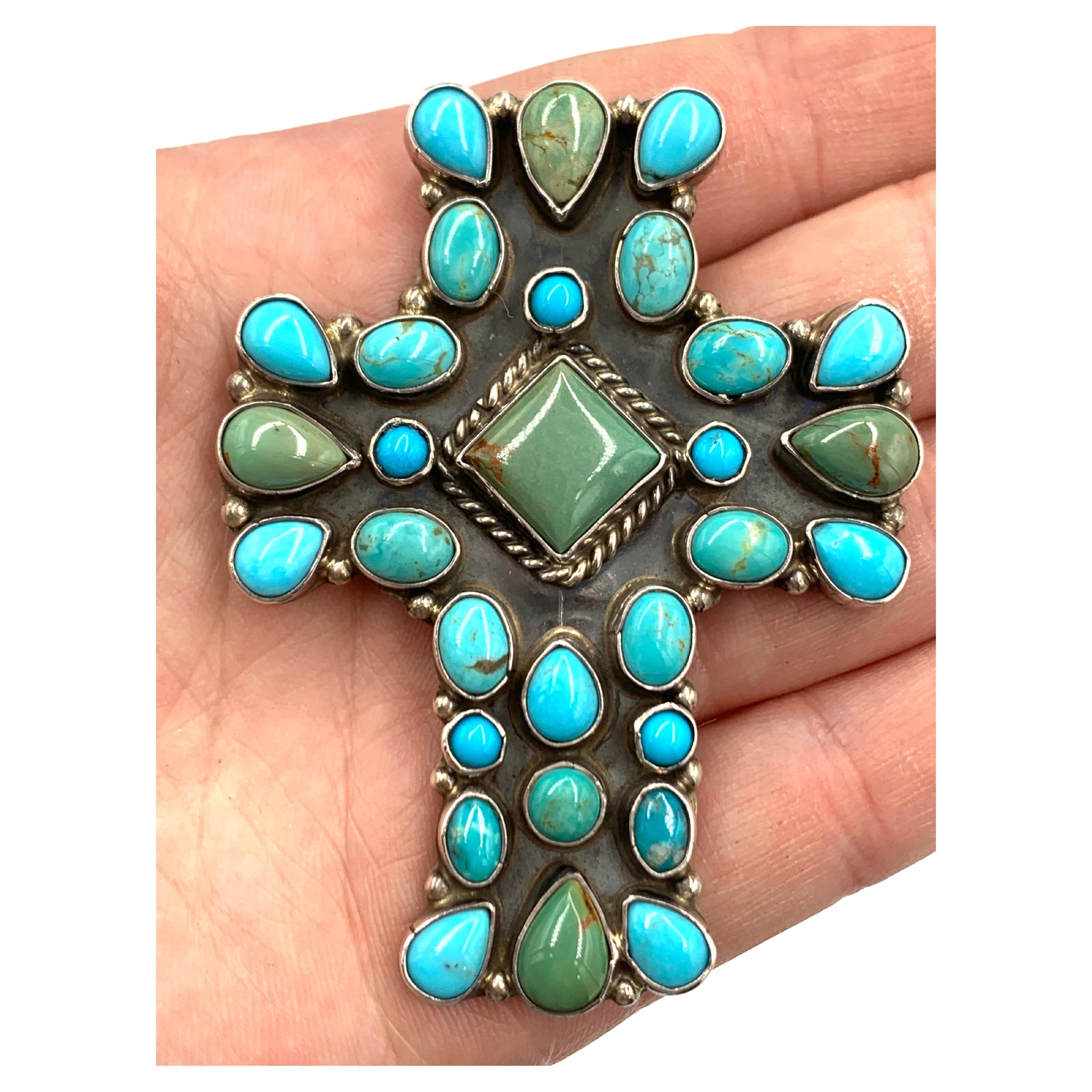 Pendentif croix en argent et turquoise par Rocki Gorman
