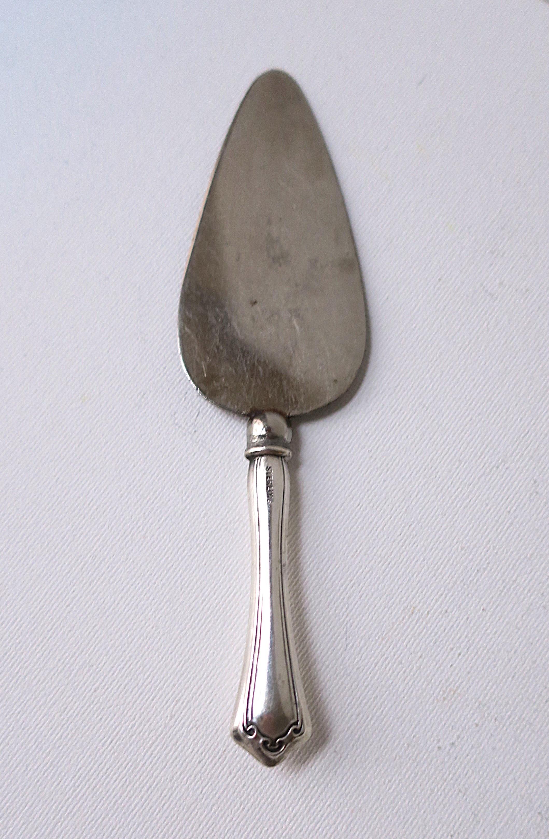 Sterling Silver Appetizer Spreader Server In Good Condition For Sale In New York, NY