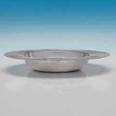 R. E Stone - Plato de la armada de Peter Pan en plata de ley grabada y matasellada en 1945