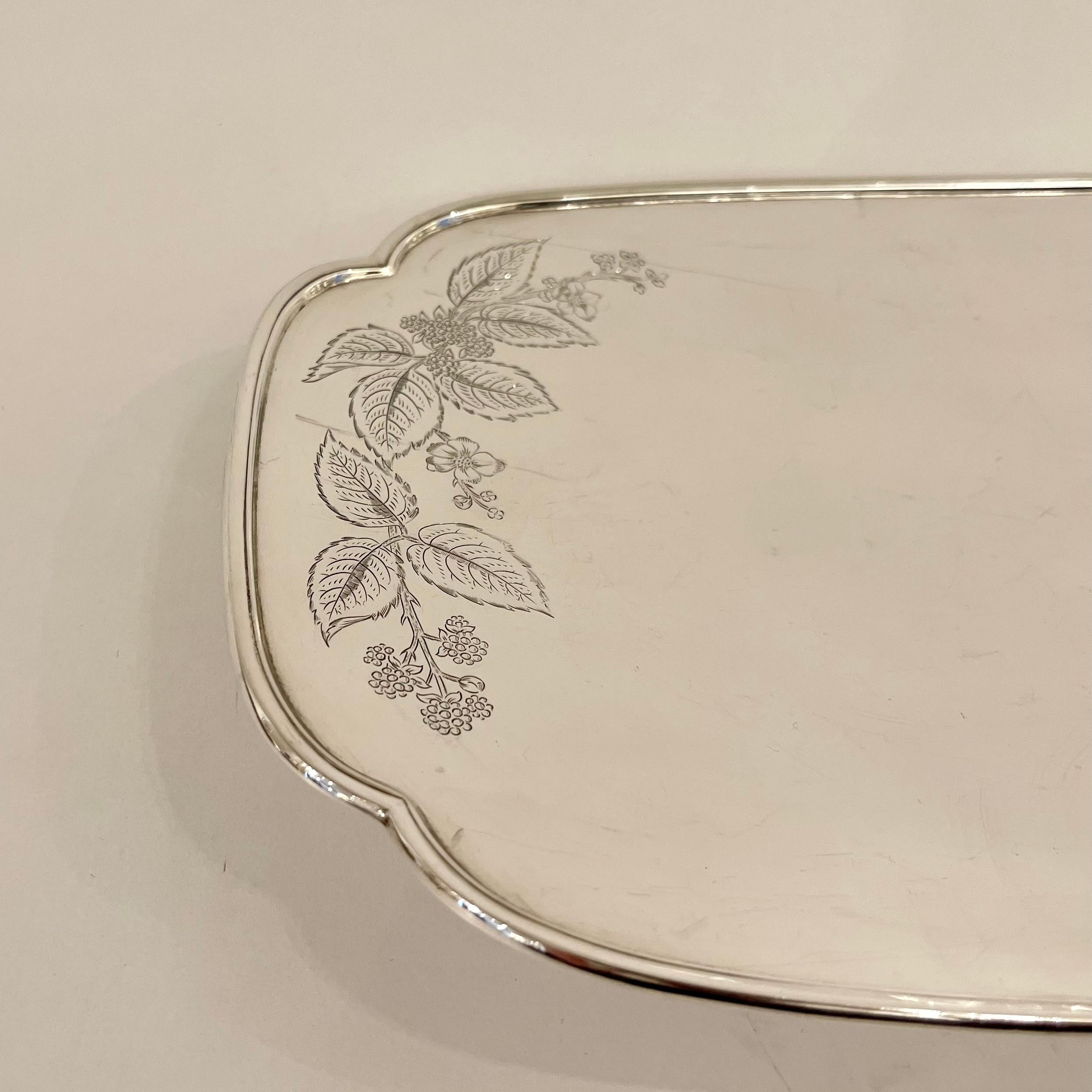 Sterling Silver Art Deco Platter with Bramble Motif, Mappin & Webb, 1938 For Sale 2