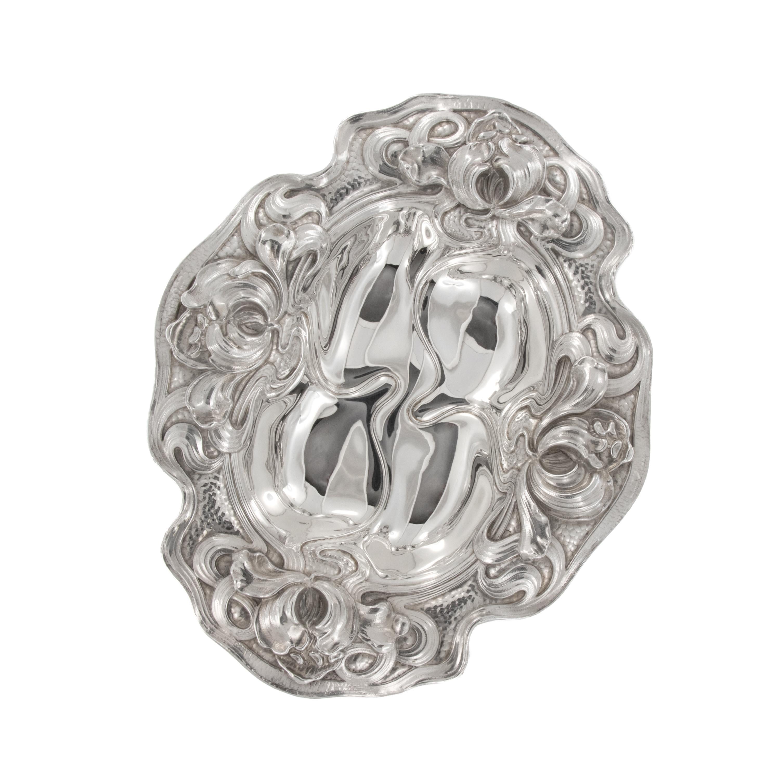 Bol Art Nouveau en argent sterling de William B. Kerr Unisexe en vente