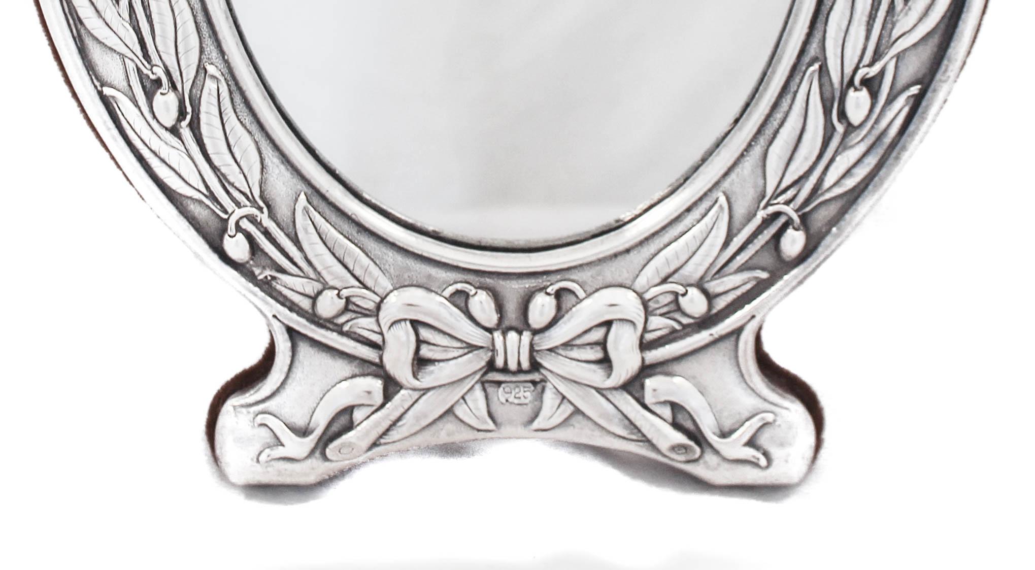 Sterling Silver Art Nouveau Mirror In Excellent Condition In Brooklyn, NY