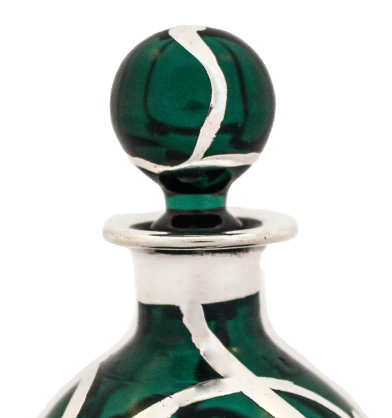 Art nouveau Bouteille de parfum Art Nouveau en argent sterling en vente