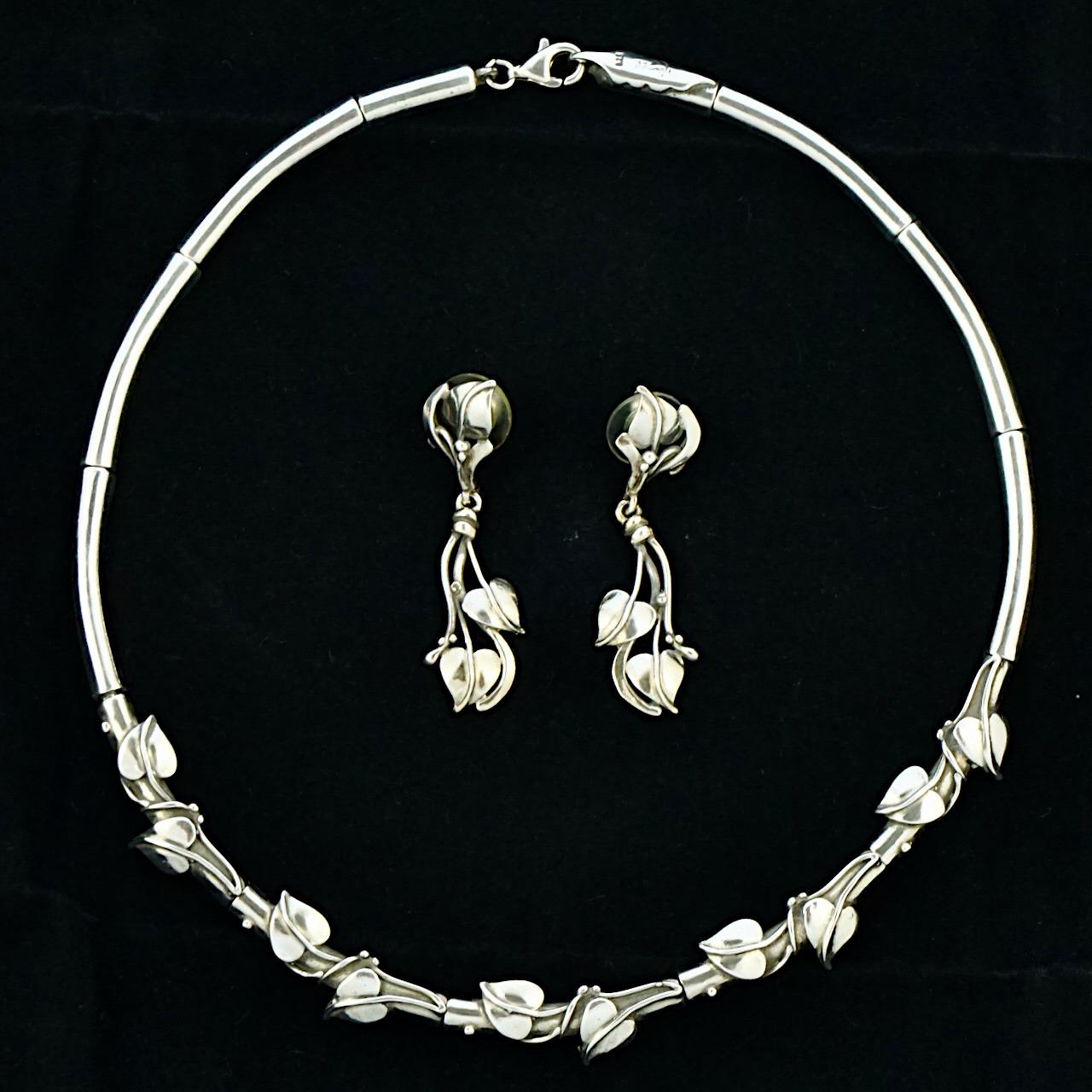 Sterling Silver Art Nouveau Style Collar Necklace and Earrings Set circa 1990s For Sale 15