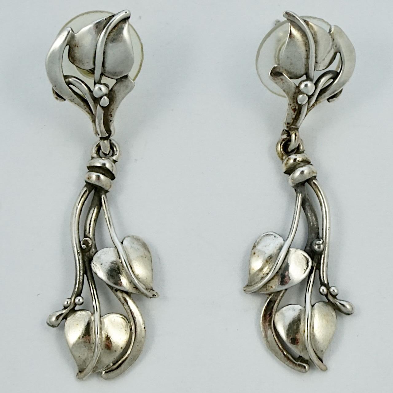 Sterling Silver Art Nouveau Style Collar Necklace and Earrings Set circa 1990s For Sale 4