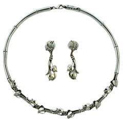 Vintage Sterling Silver Art Nouveau Style Collar Necklace and Earrings Set circa 1990s