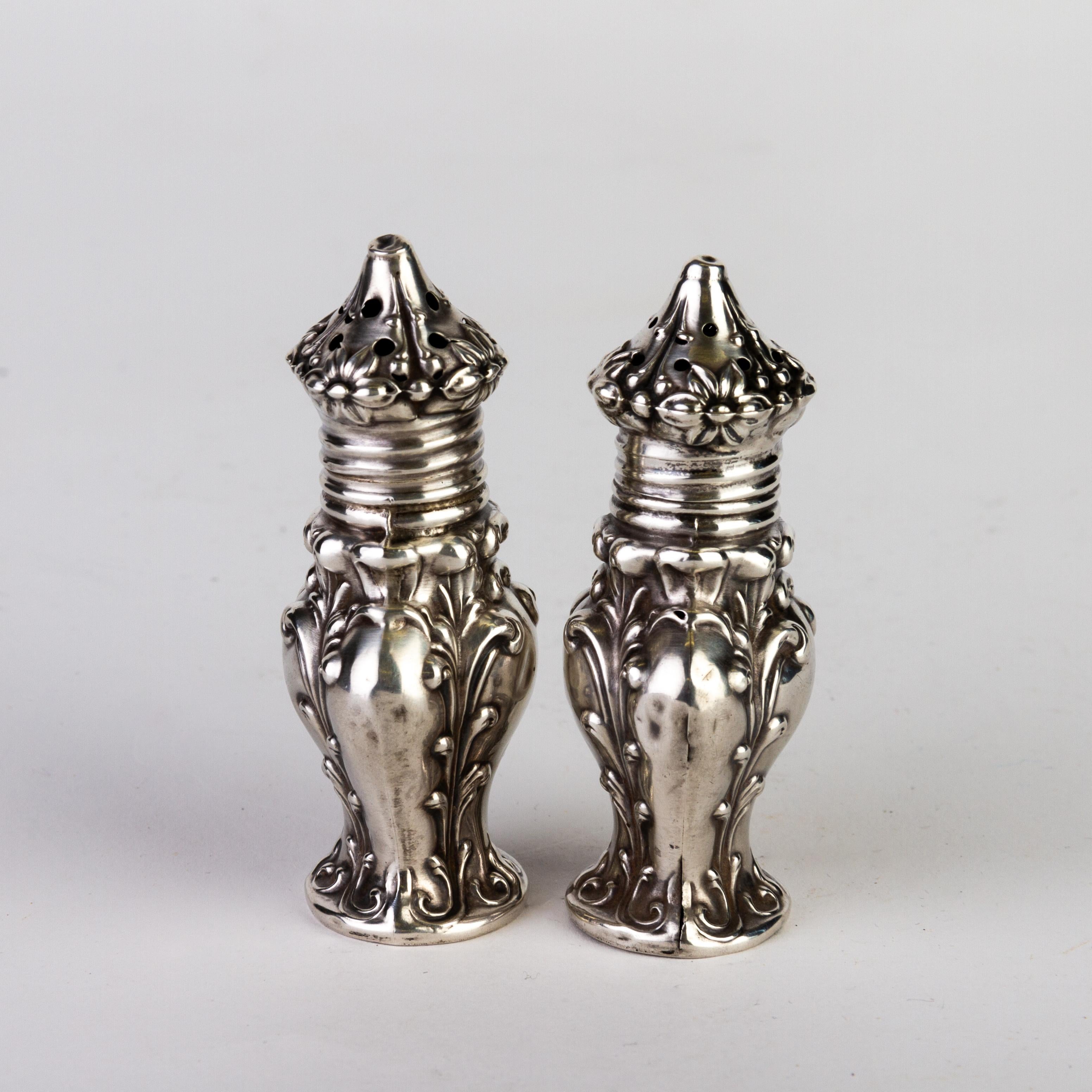 20th Century Sterling Silver Art Nouveau Table Shakers  For Sale
