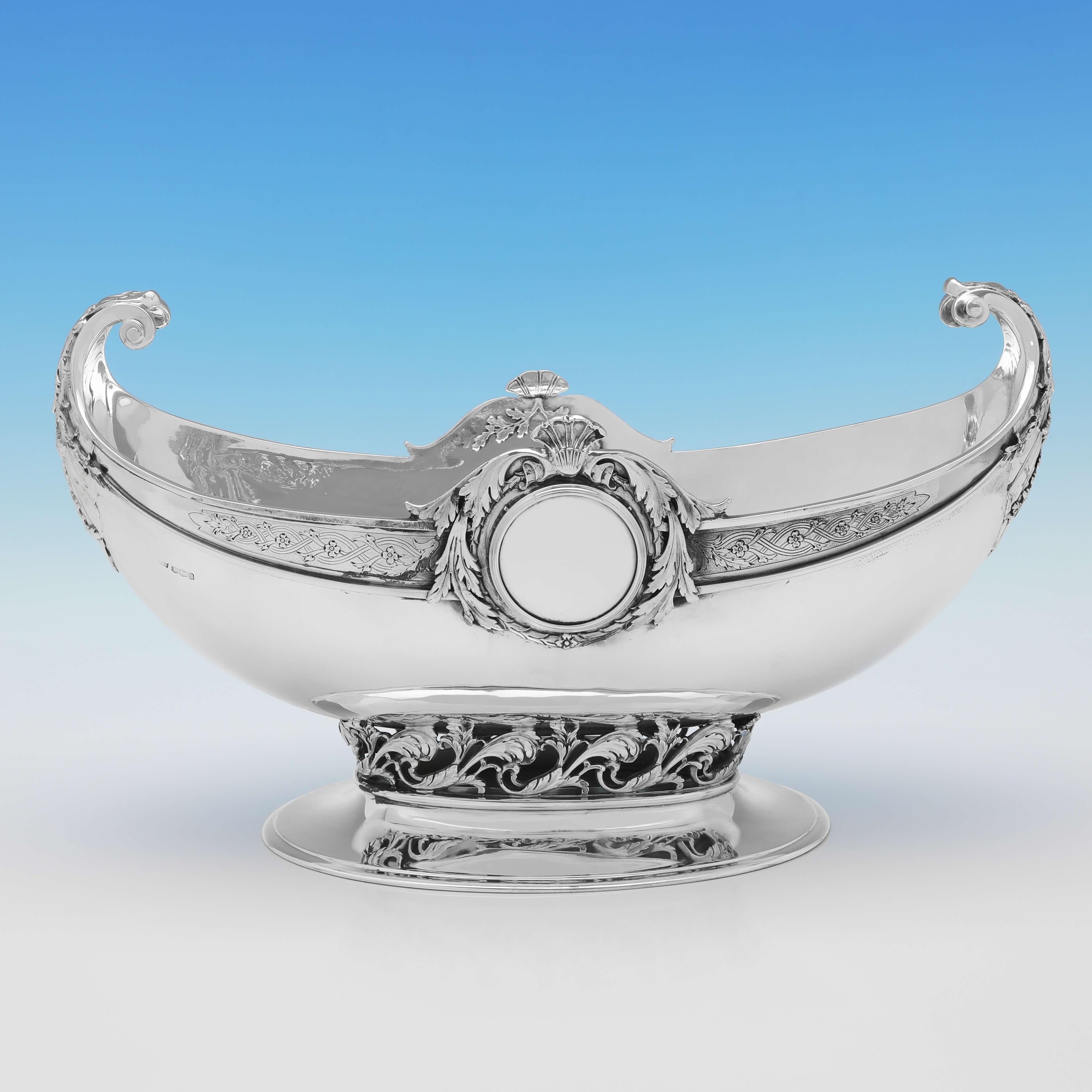 Anglais Jardinière en argent sterling Arts & Crafts Design, Mappin & Webb, Nottingham en vente