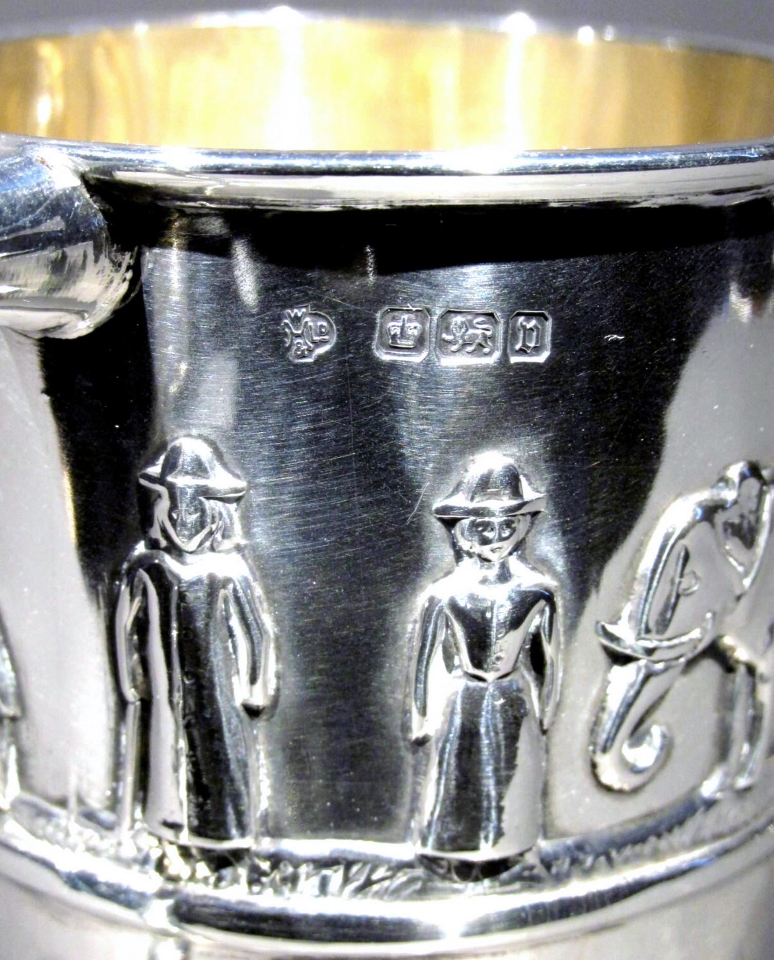 British Arts & Crafts Sterling Silver 'Noah’s Ark' Christening Mug, Dated 1896 In Good Condition In Ottawa, Ontario