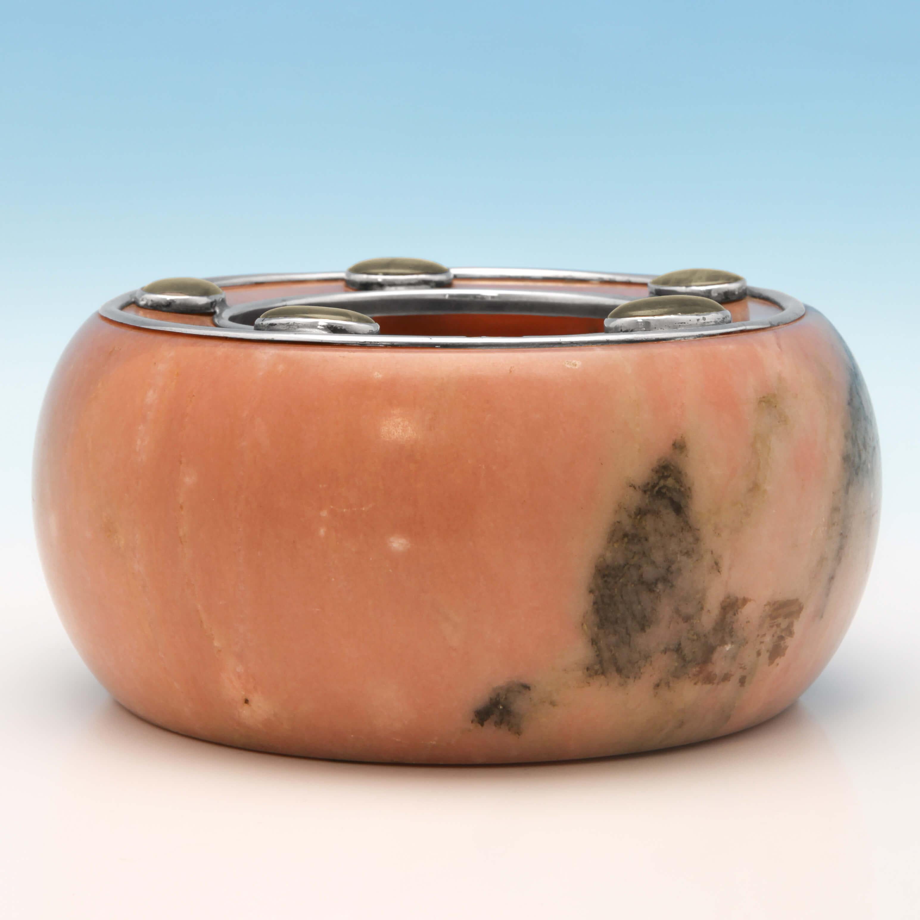 Made in Sheffield circa 2000, this handsome and stylish, soapstone and sterling silver ashtray, features five Labradorite stones set around the top. The ashtray measures: 7