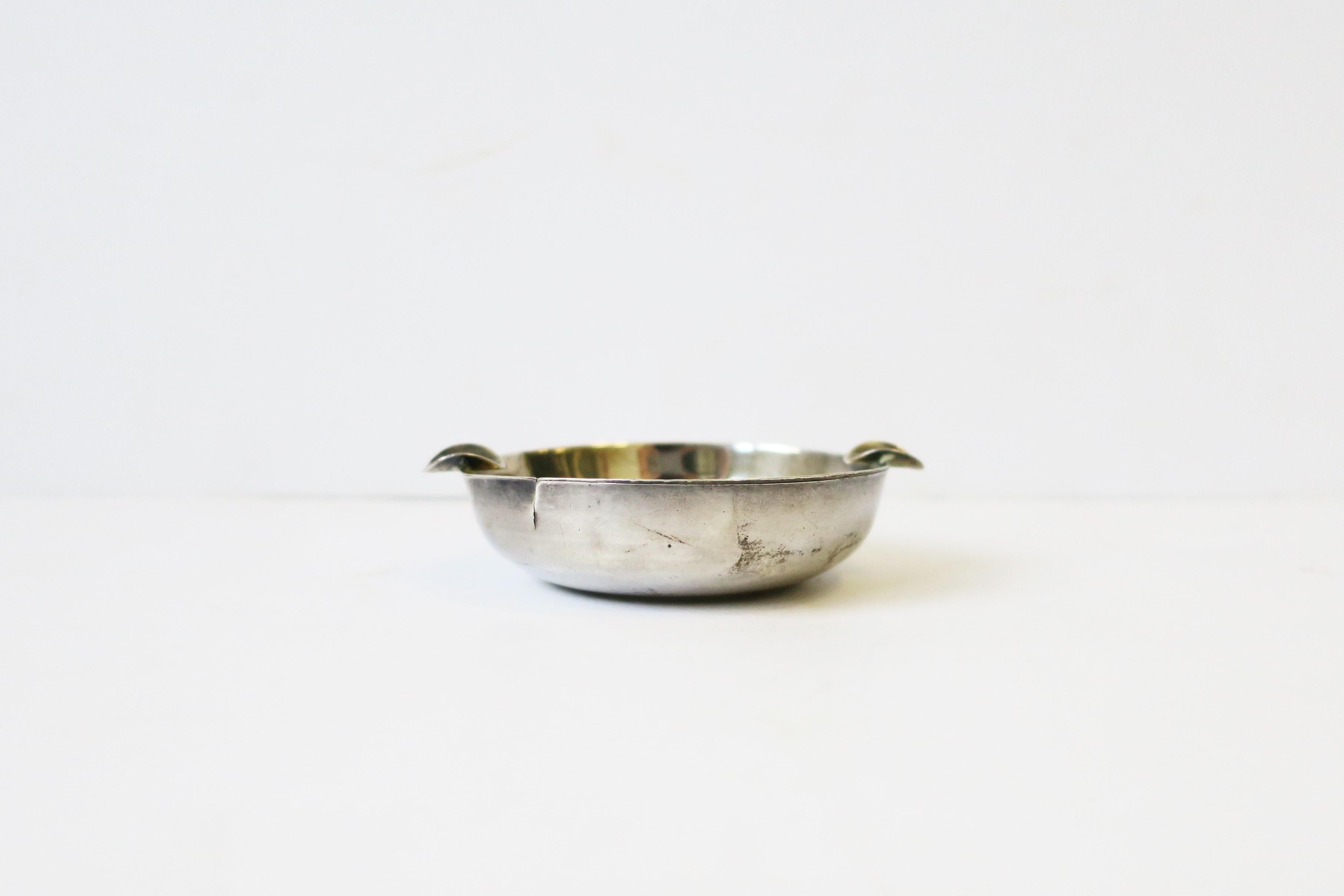 Sterling Silver Ashtray Latin America In Good Condition In New York, NY