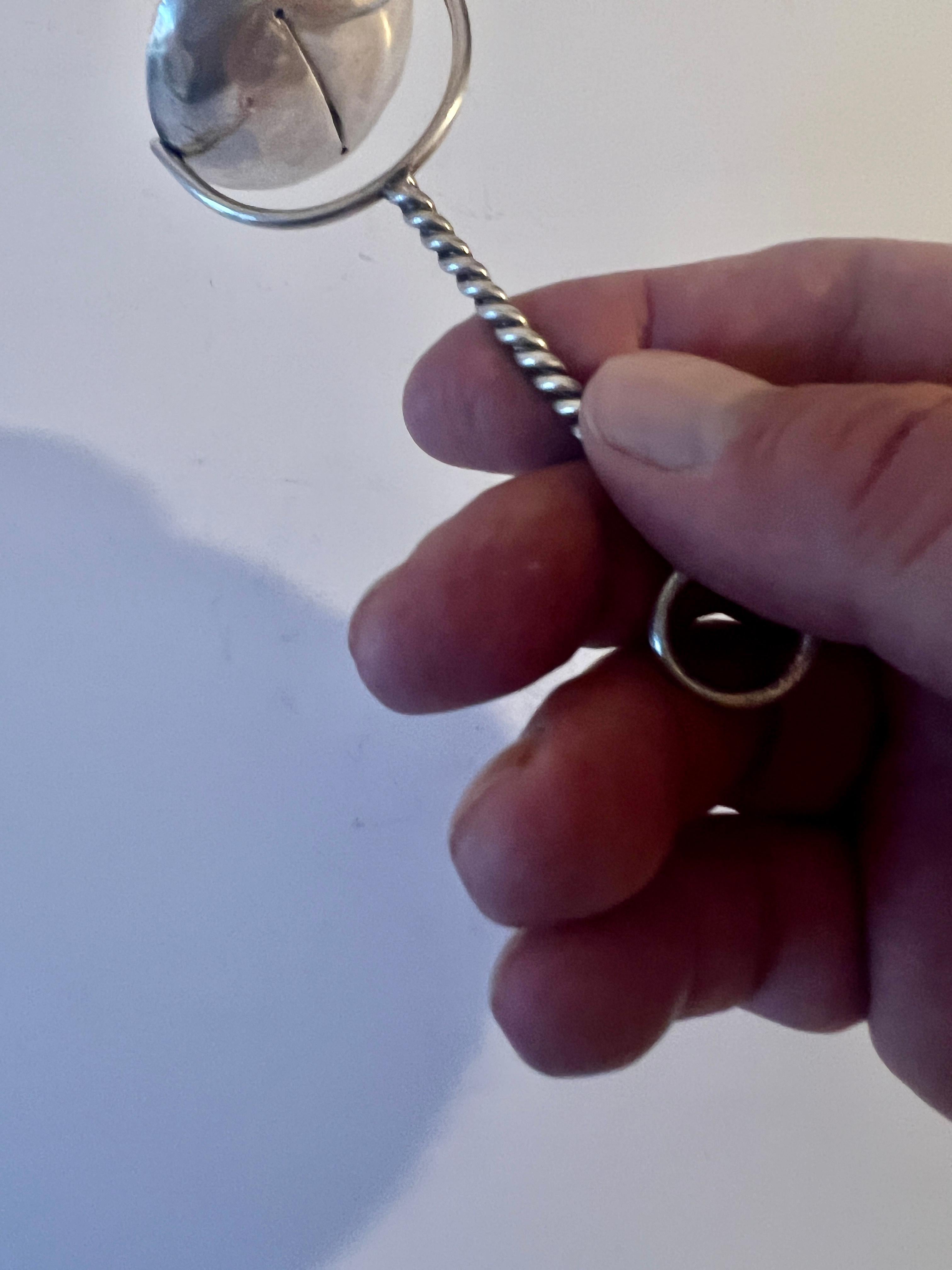 Argento 925 Sonaglio per bambini in argento 925 con manico in argento ritorto in vendita