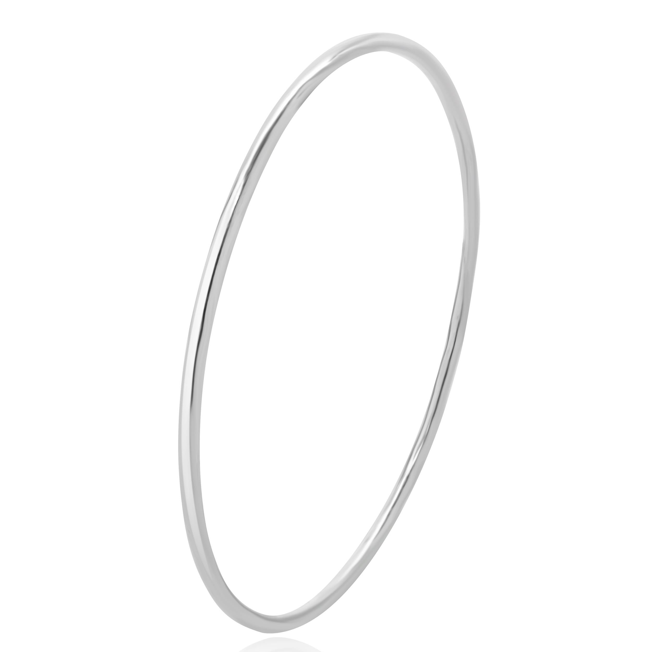 Designer: Sheryl Lowe
Materiale: argento sterling
Dimensioni: il braccialetto bangle si adatta a un polso di 7,75 pollici
Peso: 7,47 grammi