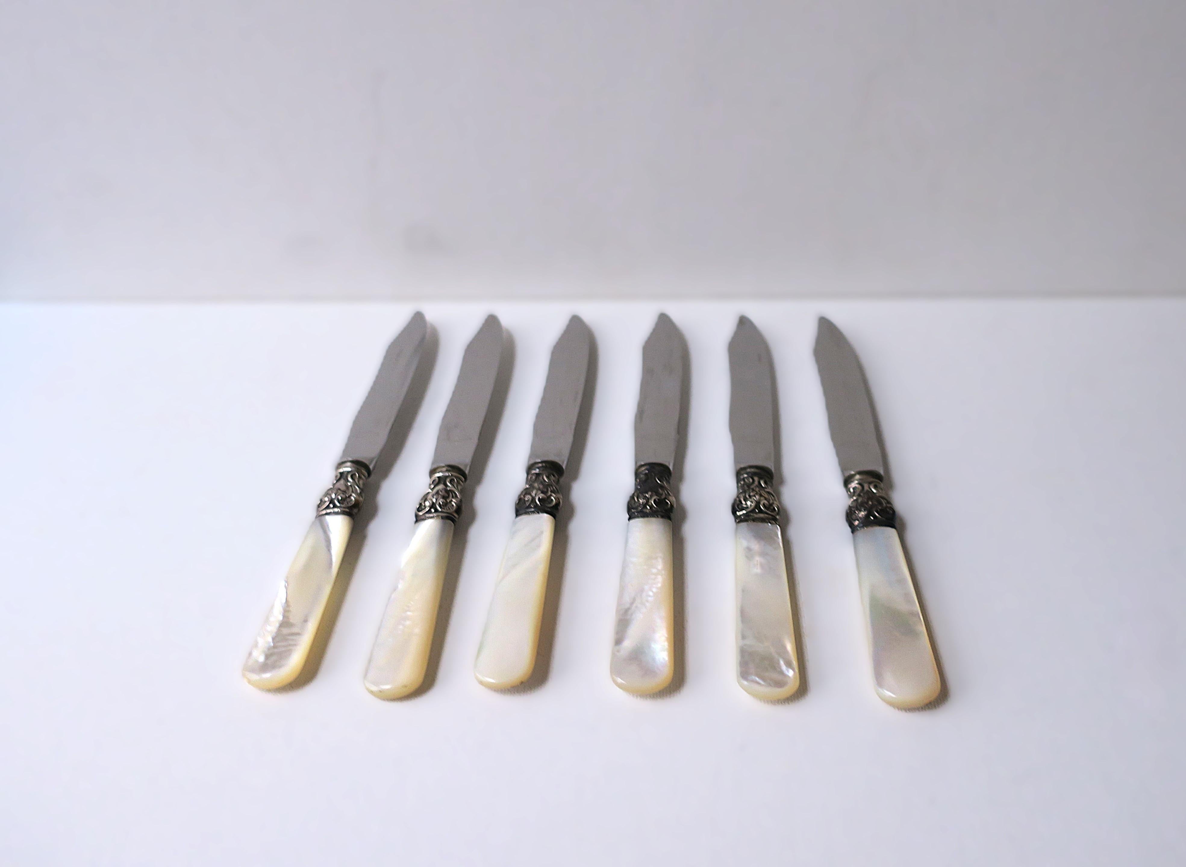Cuchillos de plata de ley para frutas o aperitivos, juego de 6 en Excelente estado para la venta en New York, NY