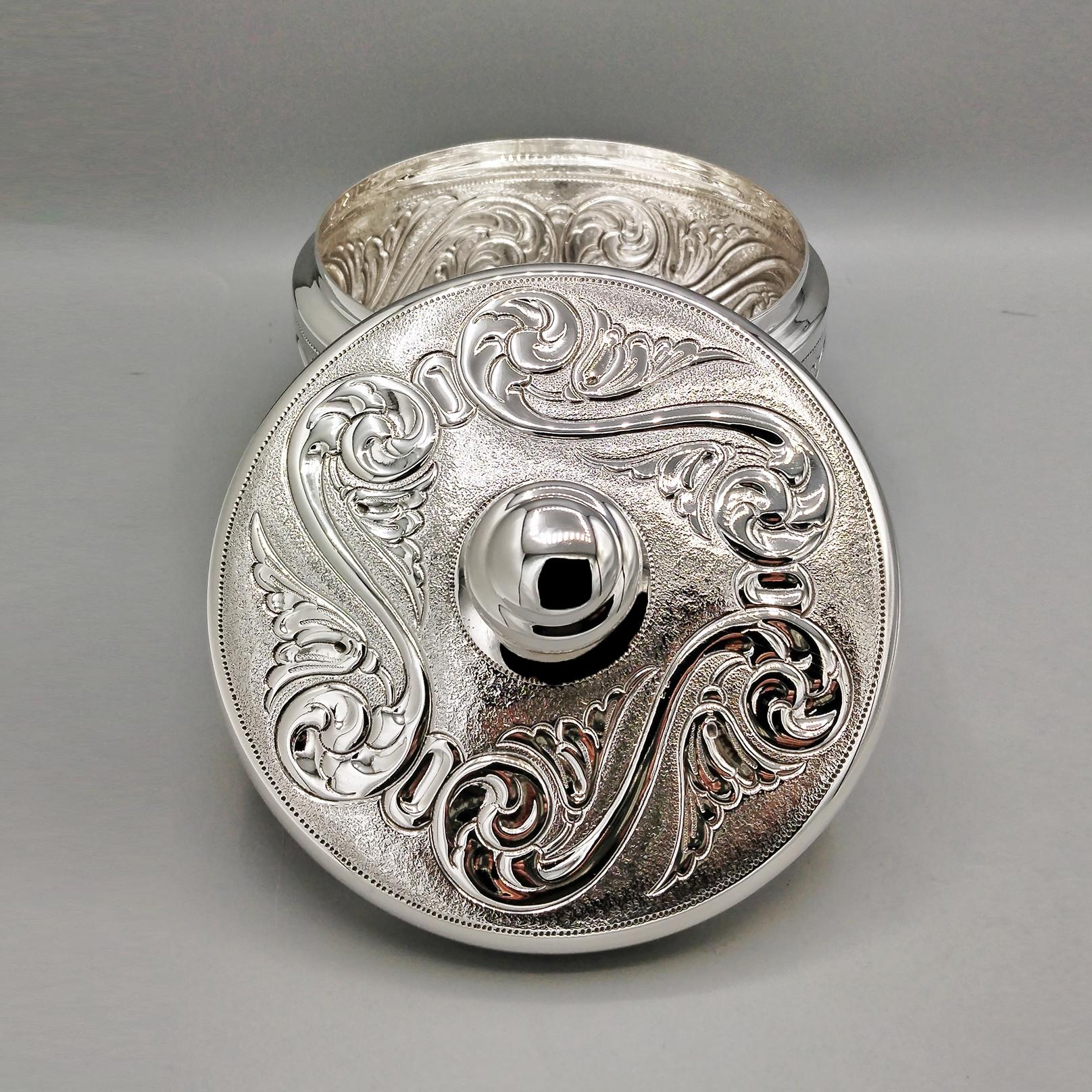 Sterling Silver Baroque style biscuit box For Sale 8