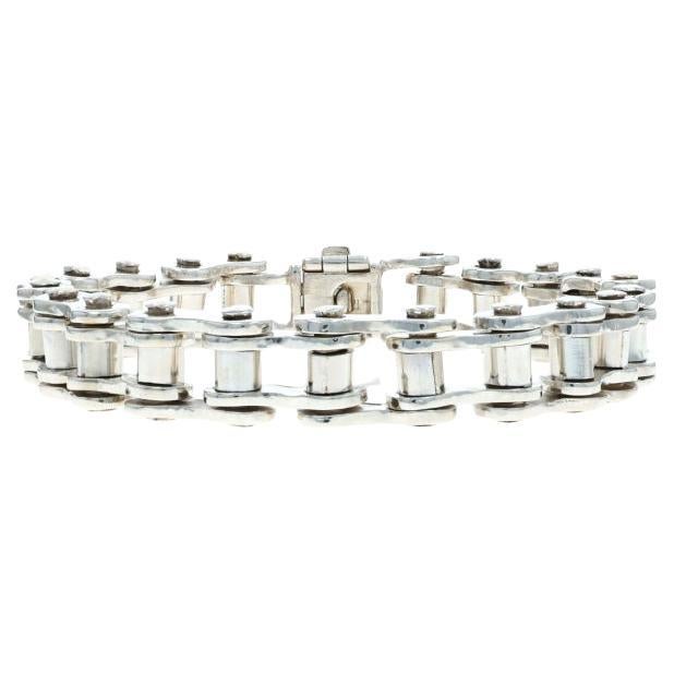 Sterling Silver Bike Chain Men
s Bracelet 8 1/4" - 925 en vente
