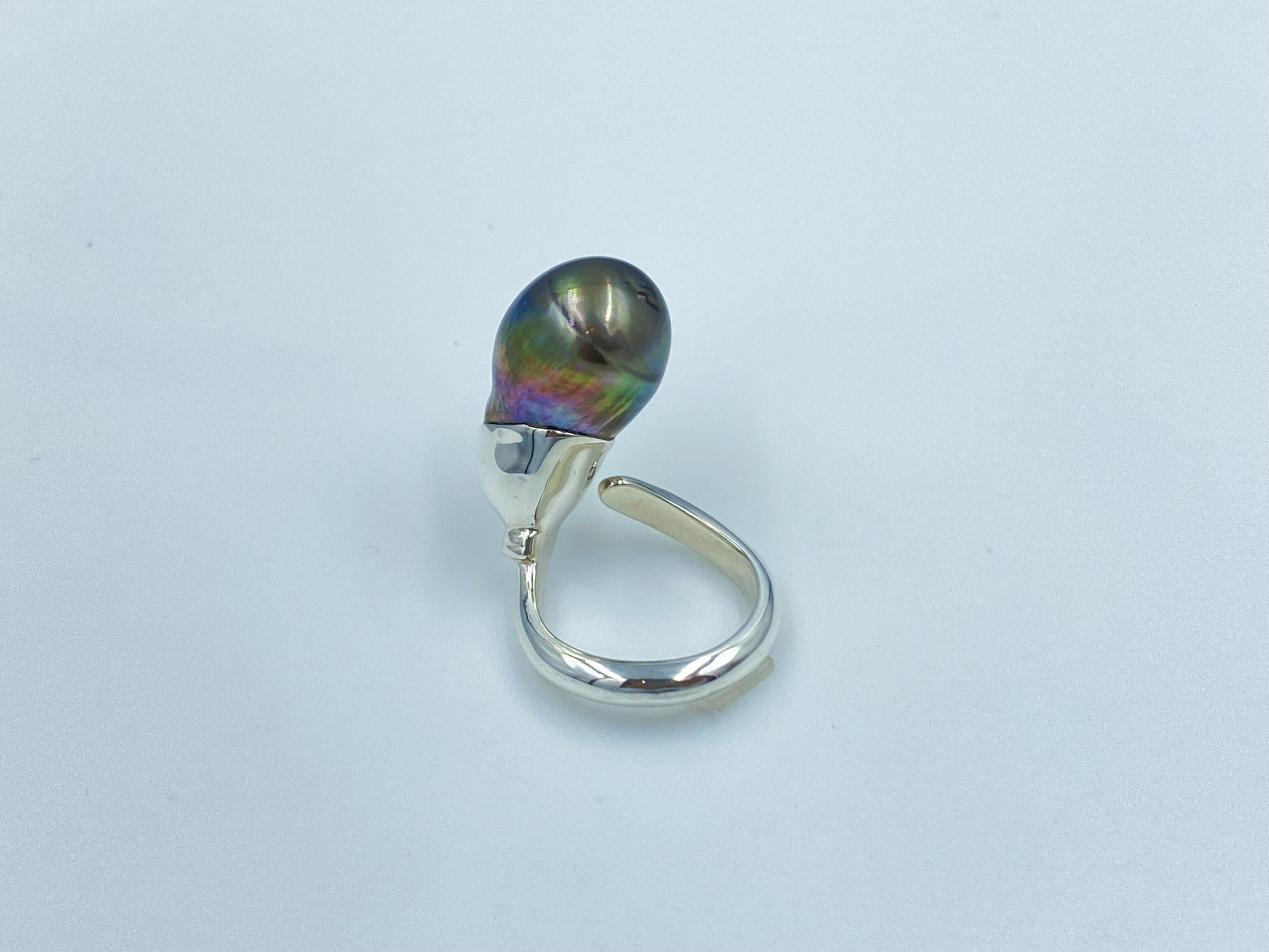 Sterling Silver Black Tahitian Baroque Pearl Adjustable Solitaire Ring In New Condition For Sale In Singapore, SG
