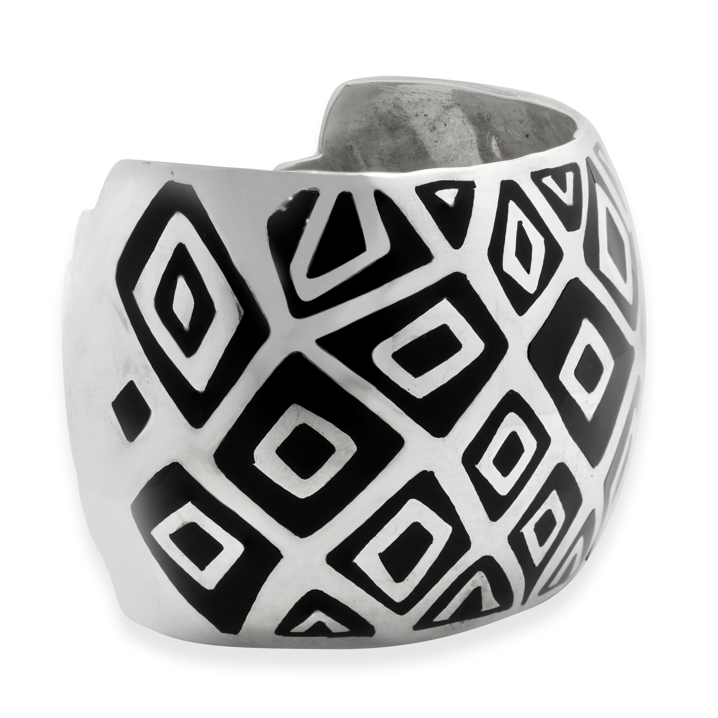 Designer: custom
Material: sterling silver
Dimensions: bracelet will fit up to a 6.5-inch wrist
Weight: 93.00 grams
