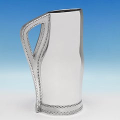 Jarra de agua victoriana antigua de plata de ley con diseño "Blackjack" de 1876
