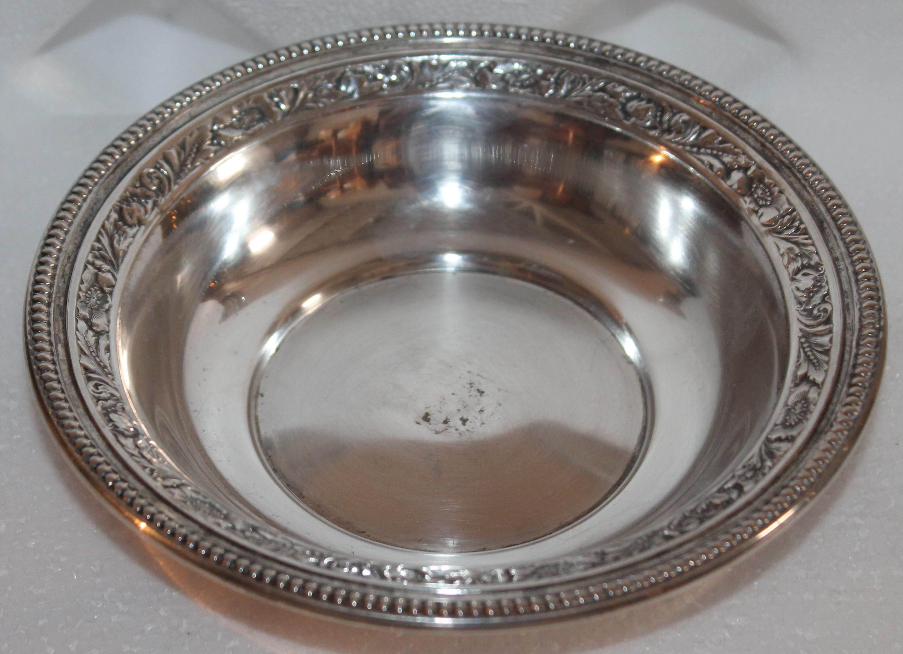 Sterling Silver Bon Bon Bowls / Collection of Six In Excellent Condition For Sale In Los Angeles, CA