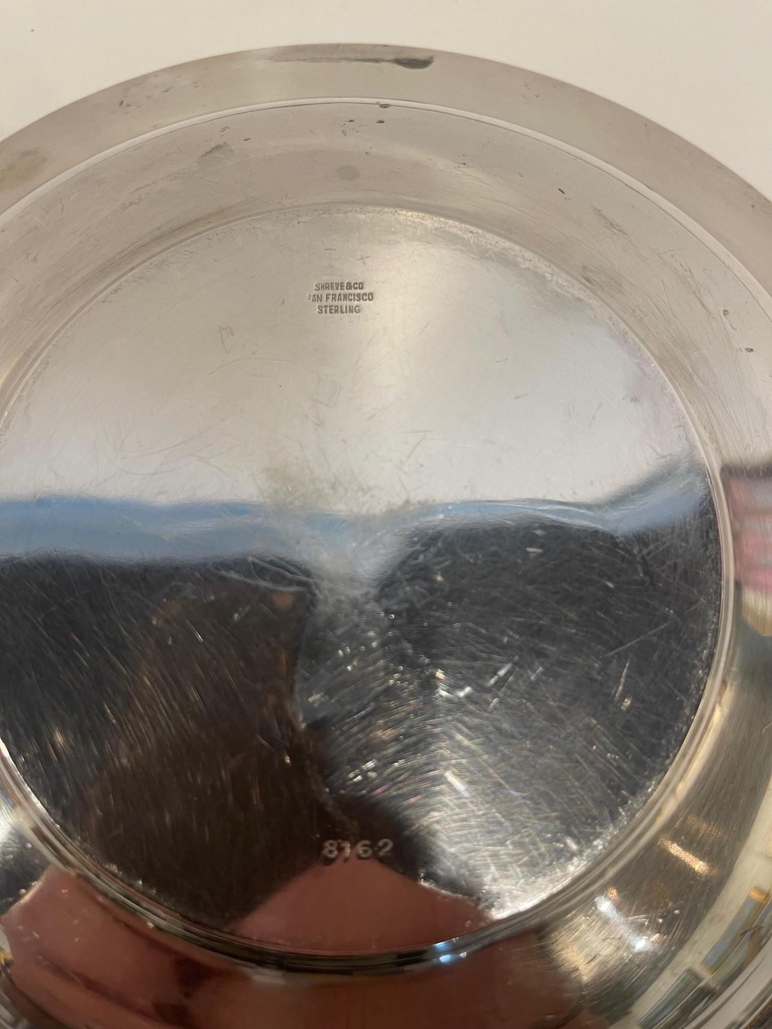 Ciotola in argento sterling  da Shreve & Co. San Francisco, metà del XX secolo in vendita 1