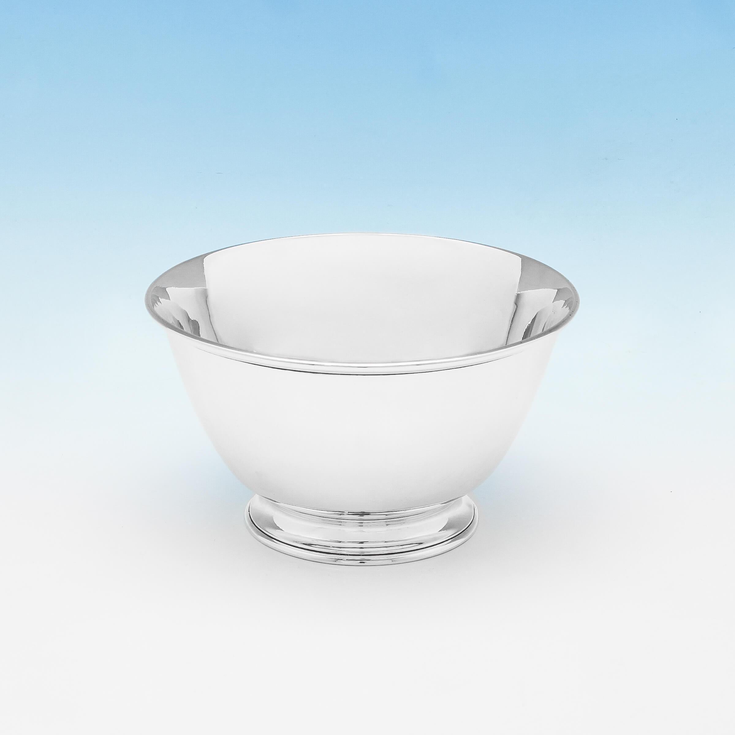 Hallmarked in London in 1847 by John Edwards, this elegant Antique, Victorian, Sterling Silver Bowl, is simple in form, standing on a pedestal base. The bowl measures 4