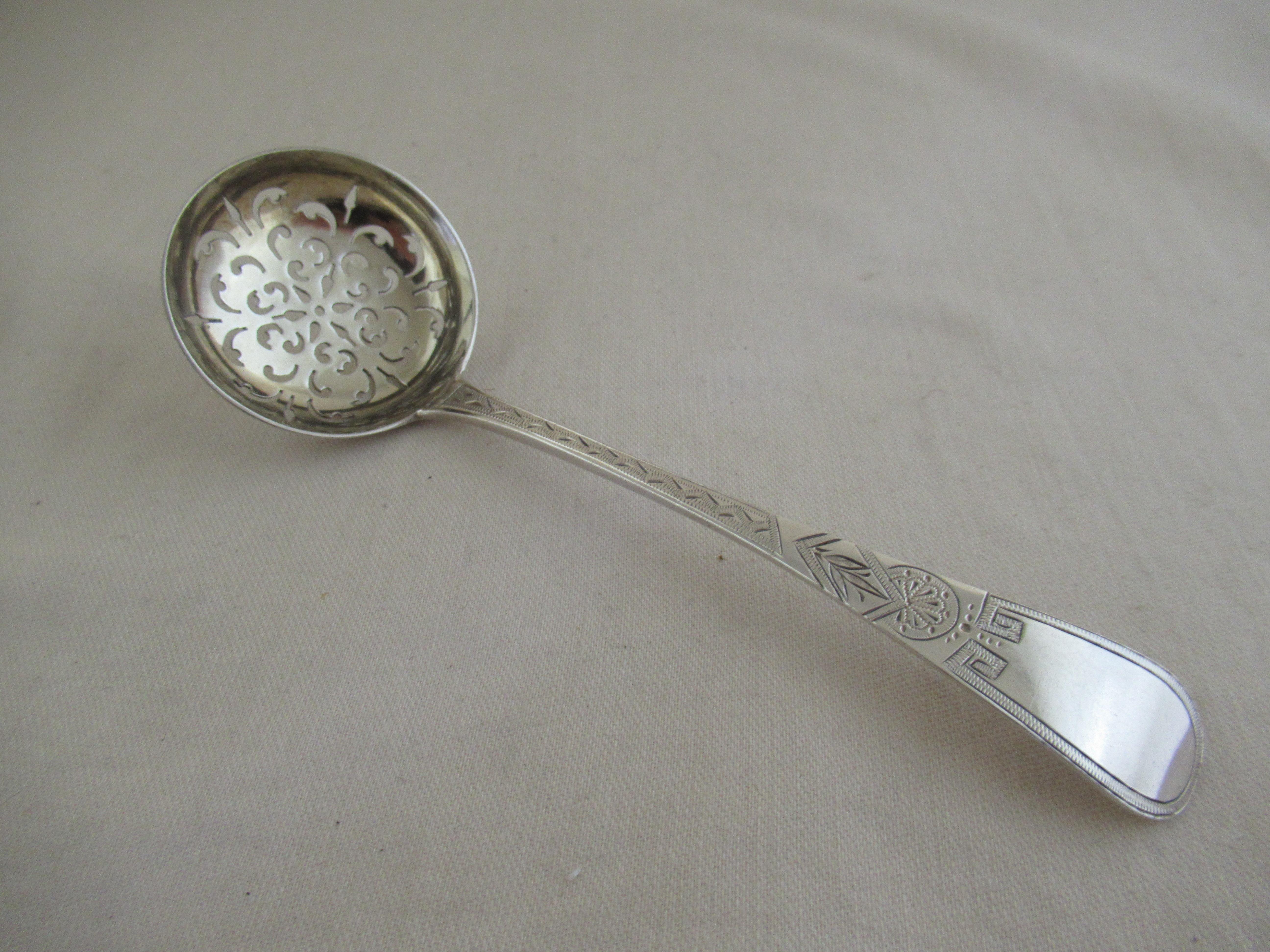 Sterling Silver - Boxed Butter Knife, Sifter Spoon & Sugar Tongs - London 1889 4
