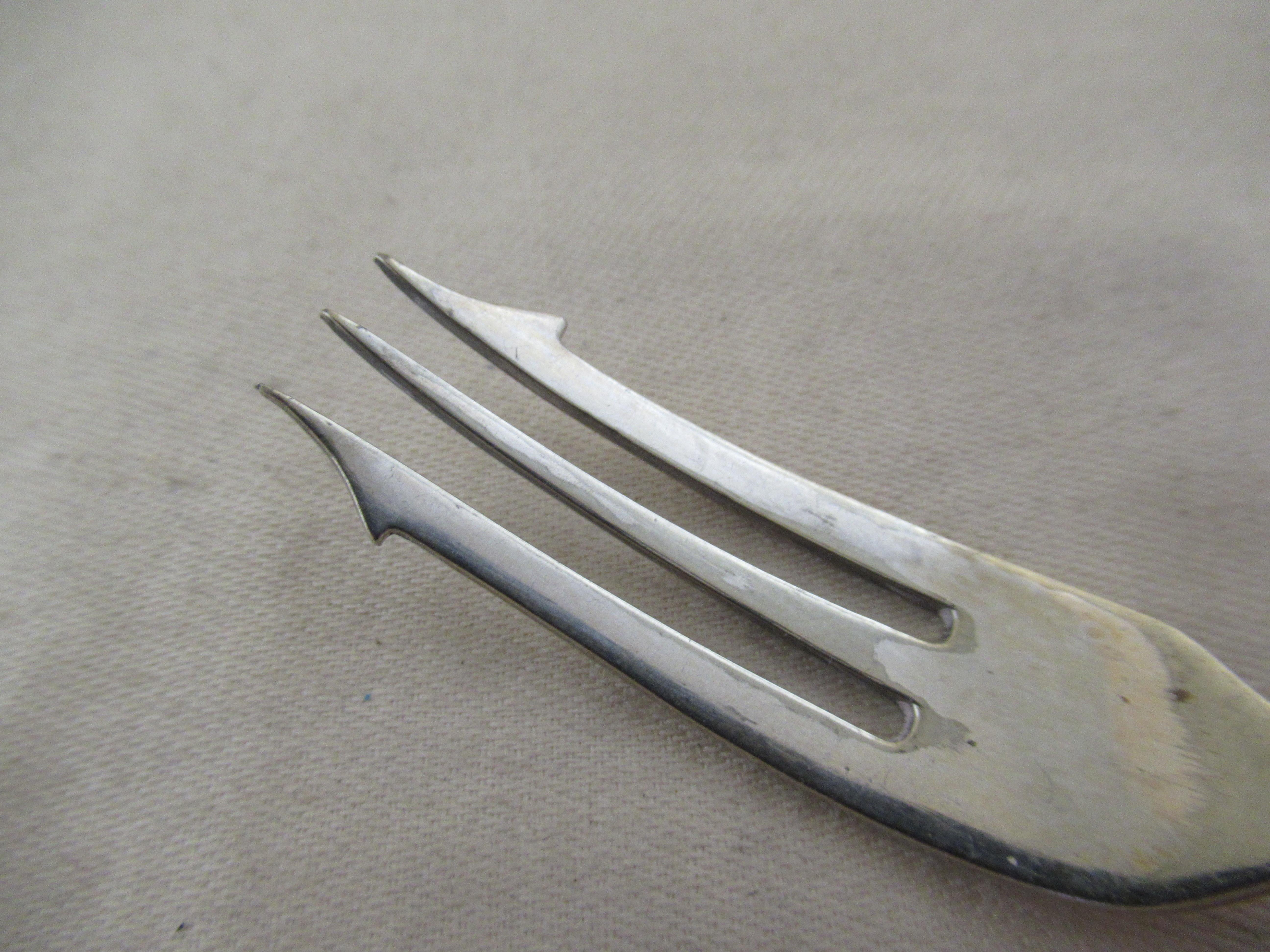 Sterling Silver Boxed Knife, Fork & Spoon Christening Set Hallmark, London, 1845 4