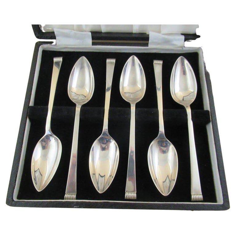 Sterling Silver Boxed Set of 6 GRAPEFRUIT SPOONS Hallmarked SHEFFIELD