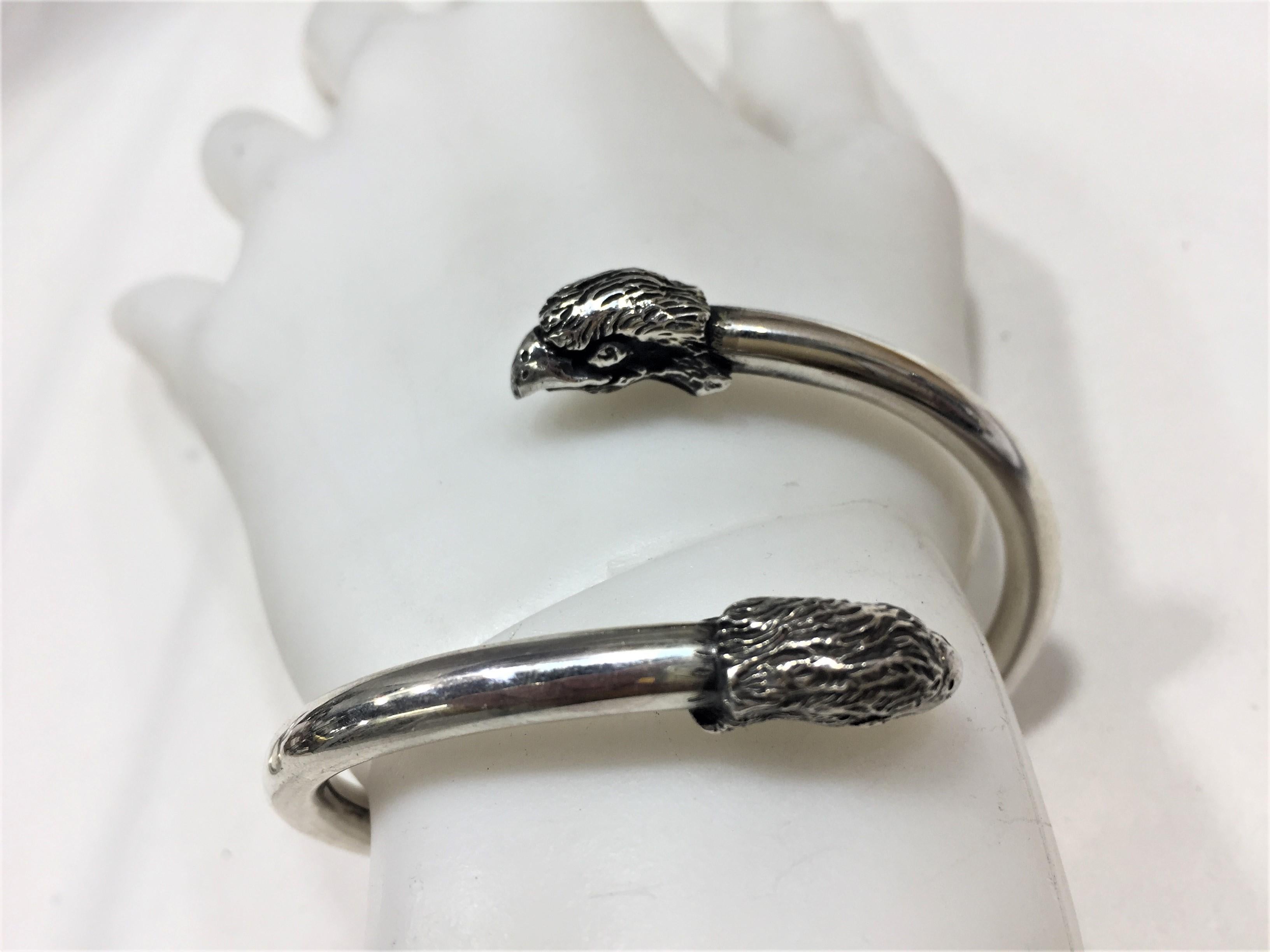 The “Eagle” bracelet is part of our jewelry collection. All our sterling silver pieces of jewelry are handmade: it means that none is like the other. As a matter of fact, our aim is to create unique products with a high artistic value. Indeed, all