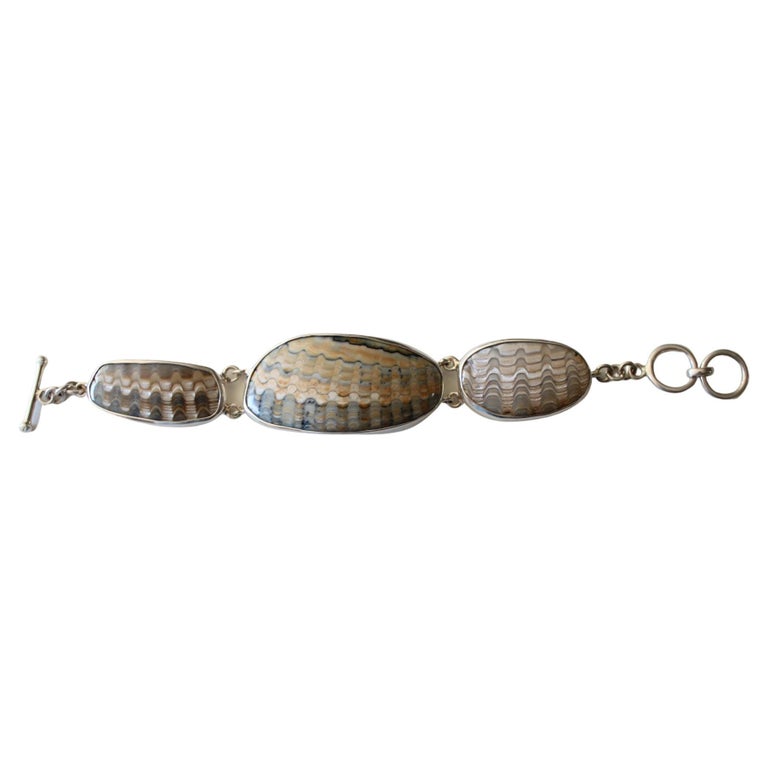 Classic Silver Anadara Mexican Bracelet main image 1