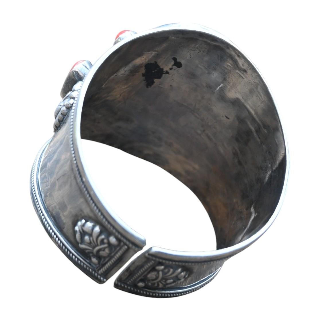 Sterling Silver Bracelet With Red Coral And Turquoise, Tibet/nepal, 19th century For Sale 1