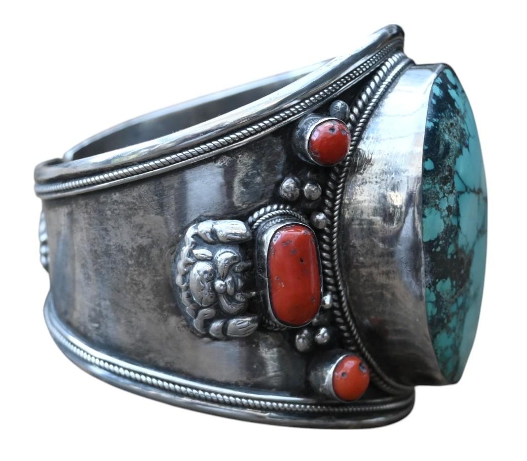 Sterling Silver Bracelet With Red Coral And Turquoise, Tibet/nepal, 19th century For Sale 2