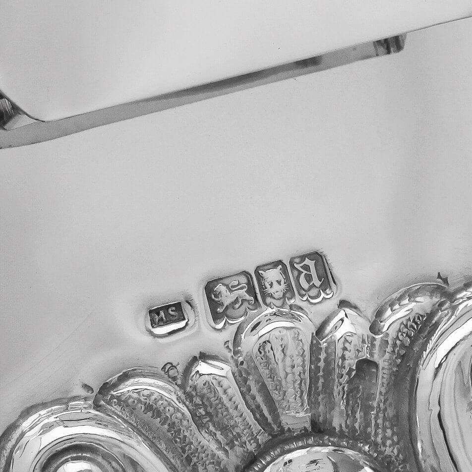 Early 20th Century Judaica - Antique Sterling Silver Breast Plate by Morris Salkind in 1916