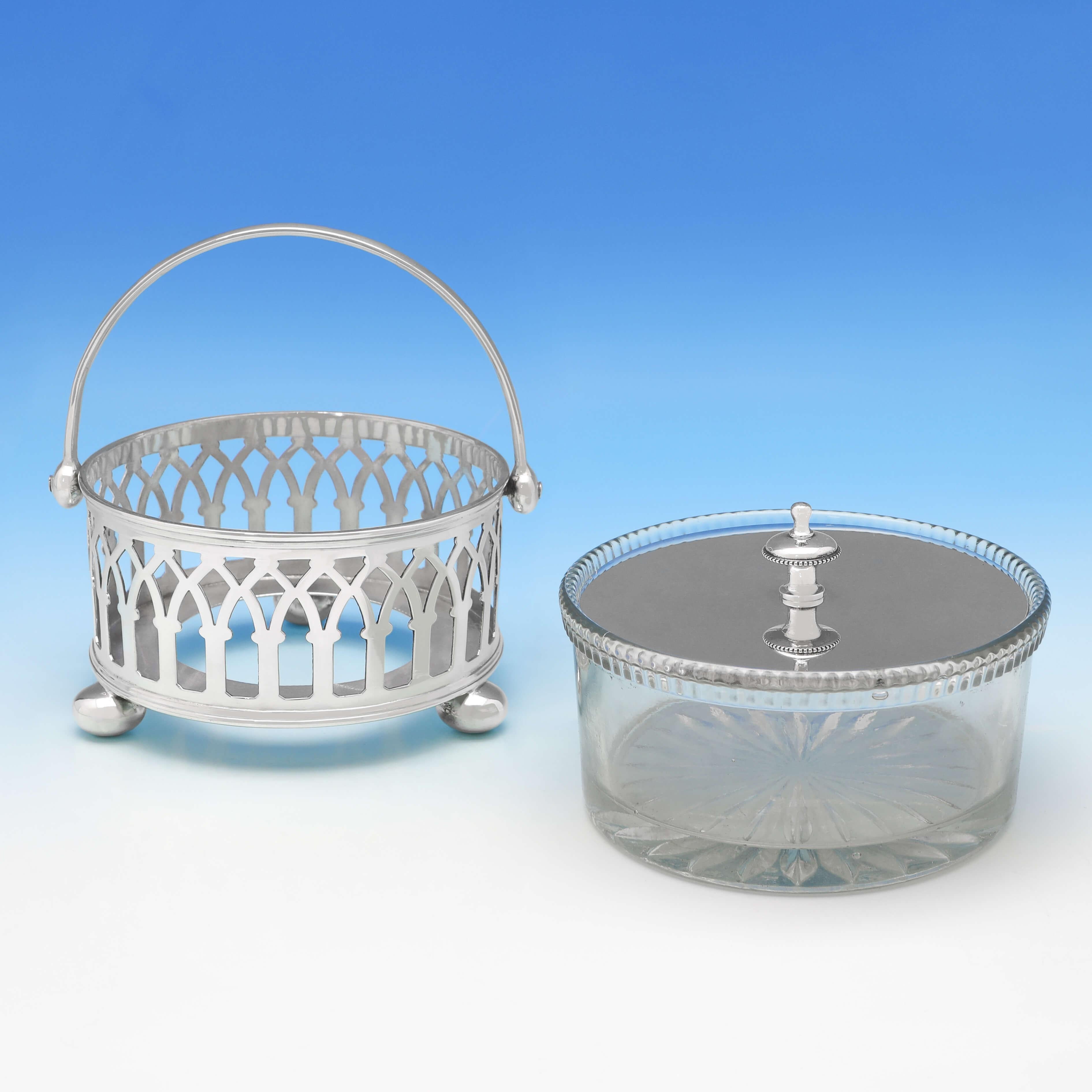 Sterling Silver Butter Dish In Good Condition In London, London