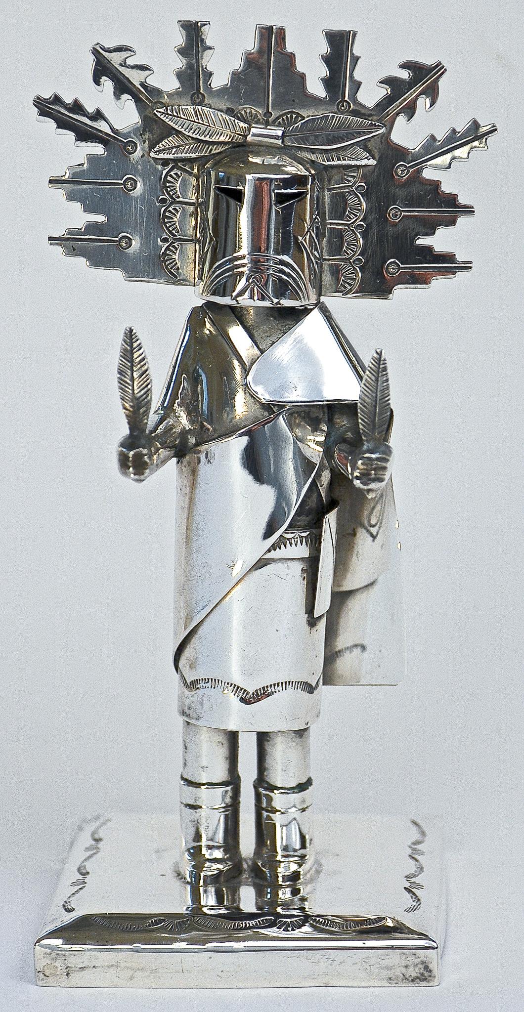 Sterlingsilber Schmetterlingsjungfrau Kachina von Navajo Silberschmiede Jeffery Castillo (Ende des 20. Jahrhunderts) im Angebot