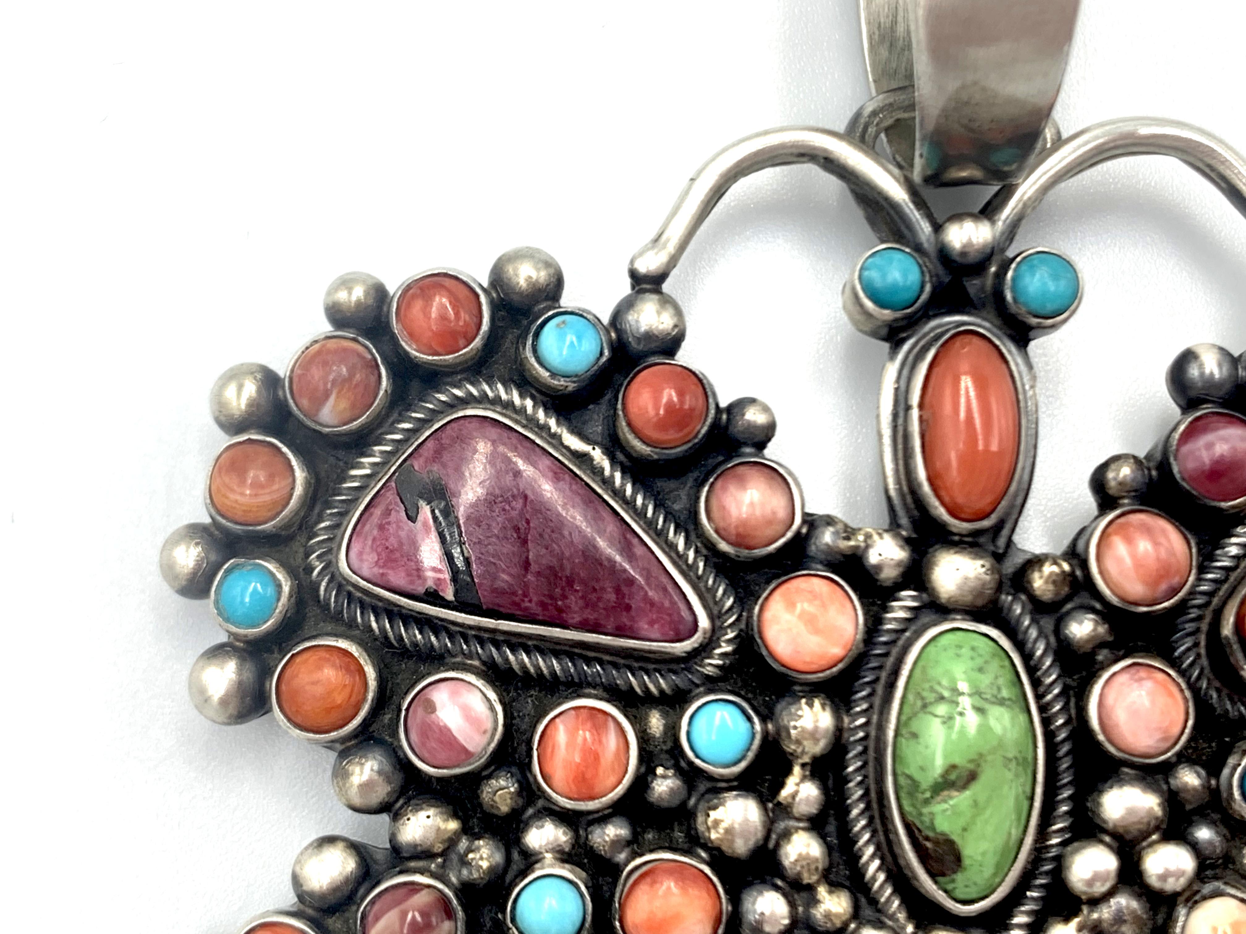 Ciondolo a forma di farfalla in argento 925 con gemme multicolori di Kathleen Chavez In condizioni Nuovo in vendita a Scottsdale, AZ