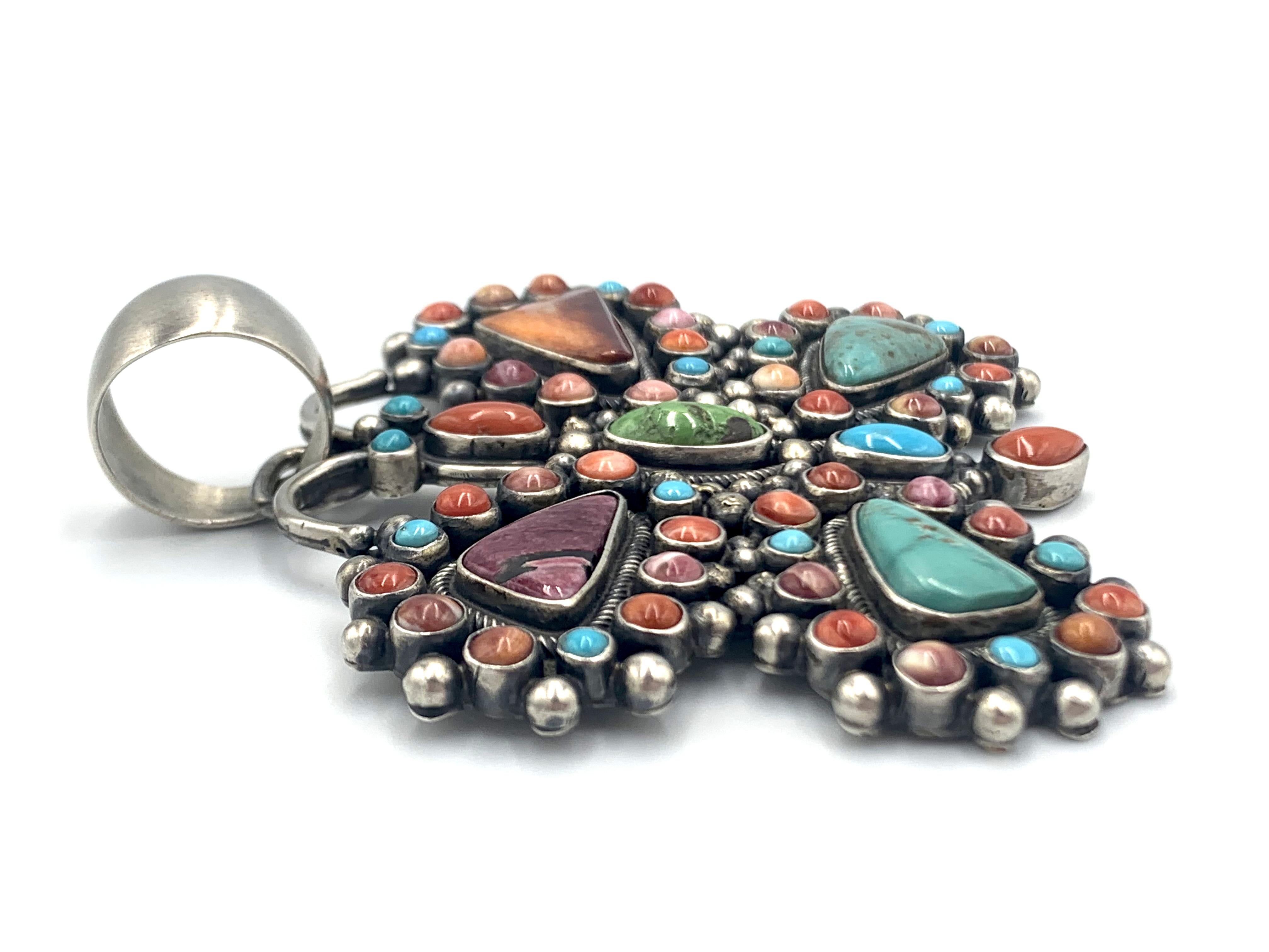 Ciondolo a forma di farfalla in argento 925 con gemme multicolori di Kathleen Chavez in vendita 3