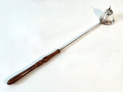 Apagavelas de Plata de Ley con Mango de Madera