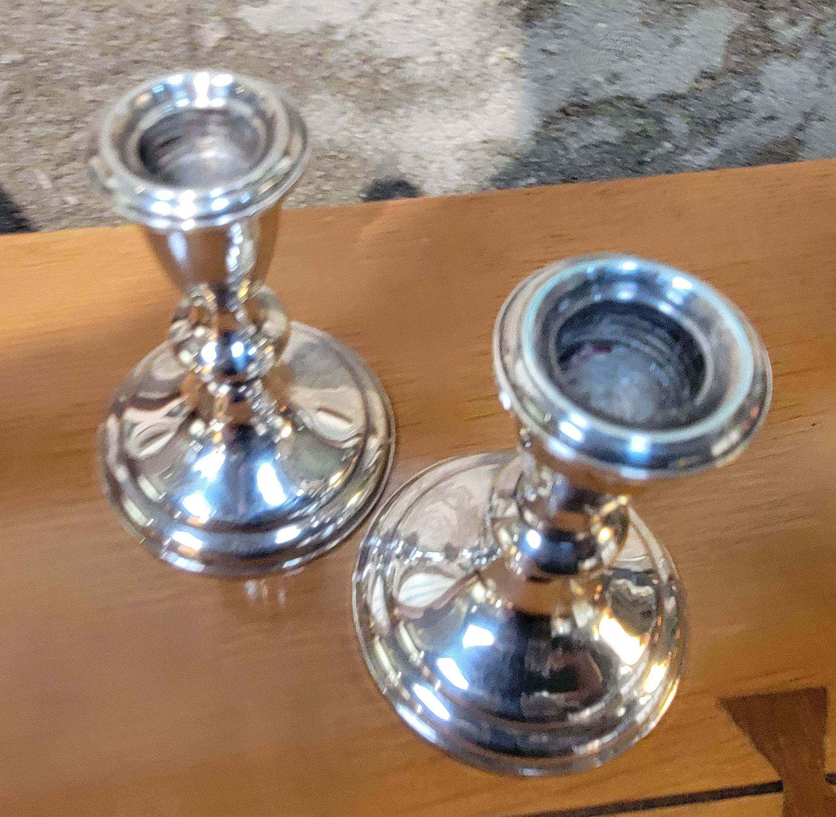 Candelabros de plata de ley de Reed & Barton Un par Estadounidense en venta