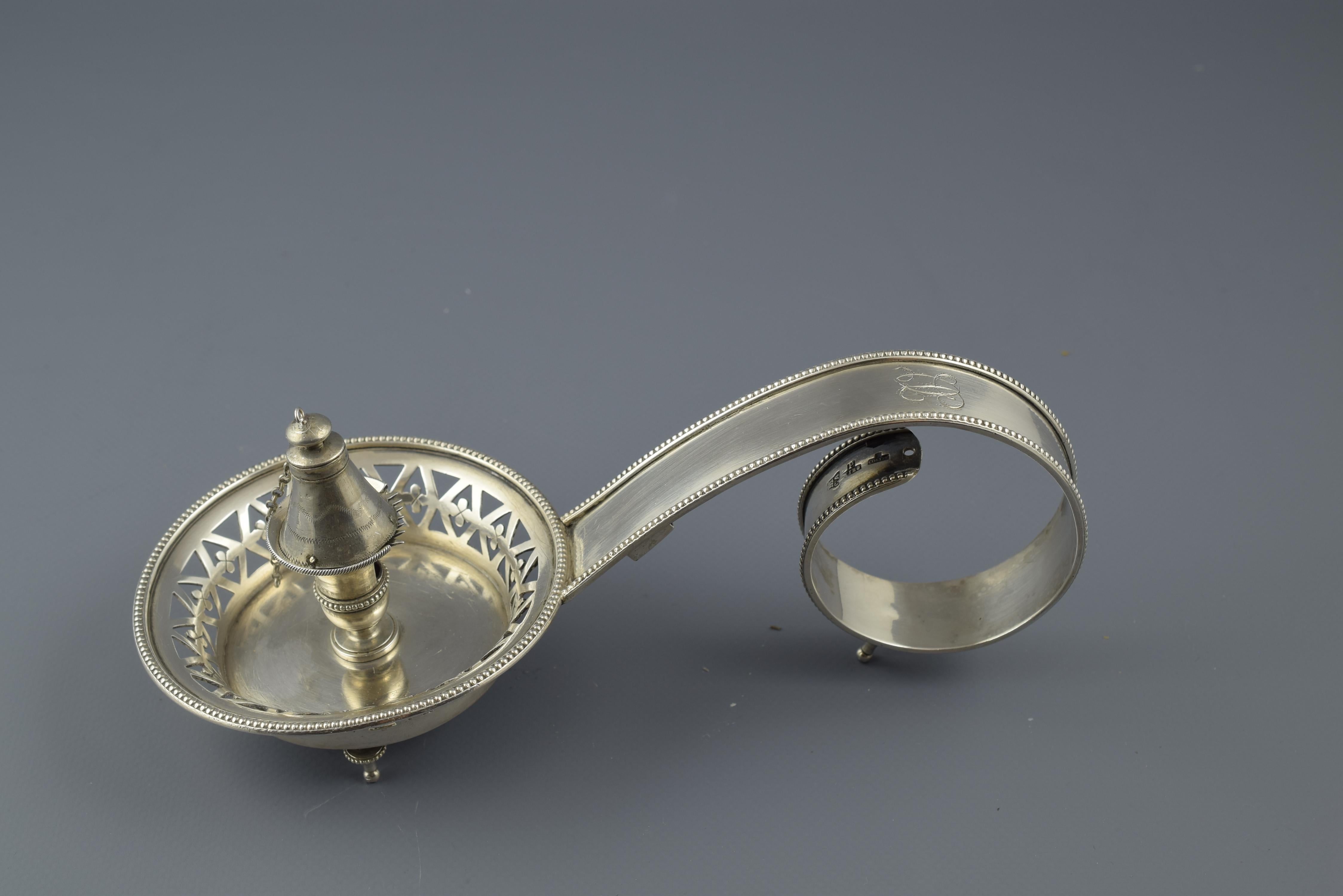 Sterling Silver Candlestick, 19th Century, with Contrast Marks and Initials In Good Condition In Madrid, ES