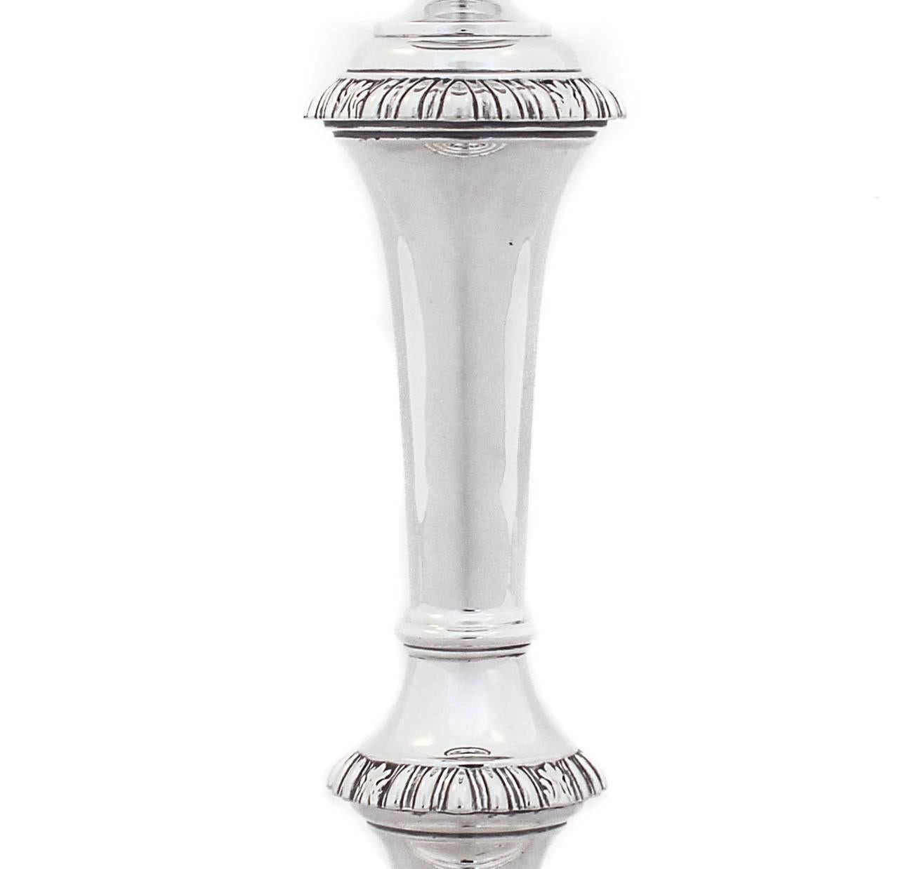 Sterling Silver Candlesticks In Excellent Condition For Sale In Brooklyn, NY