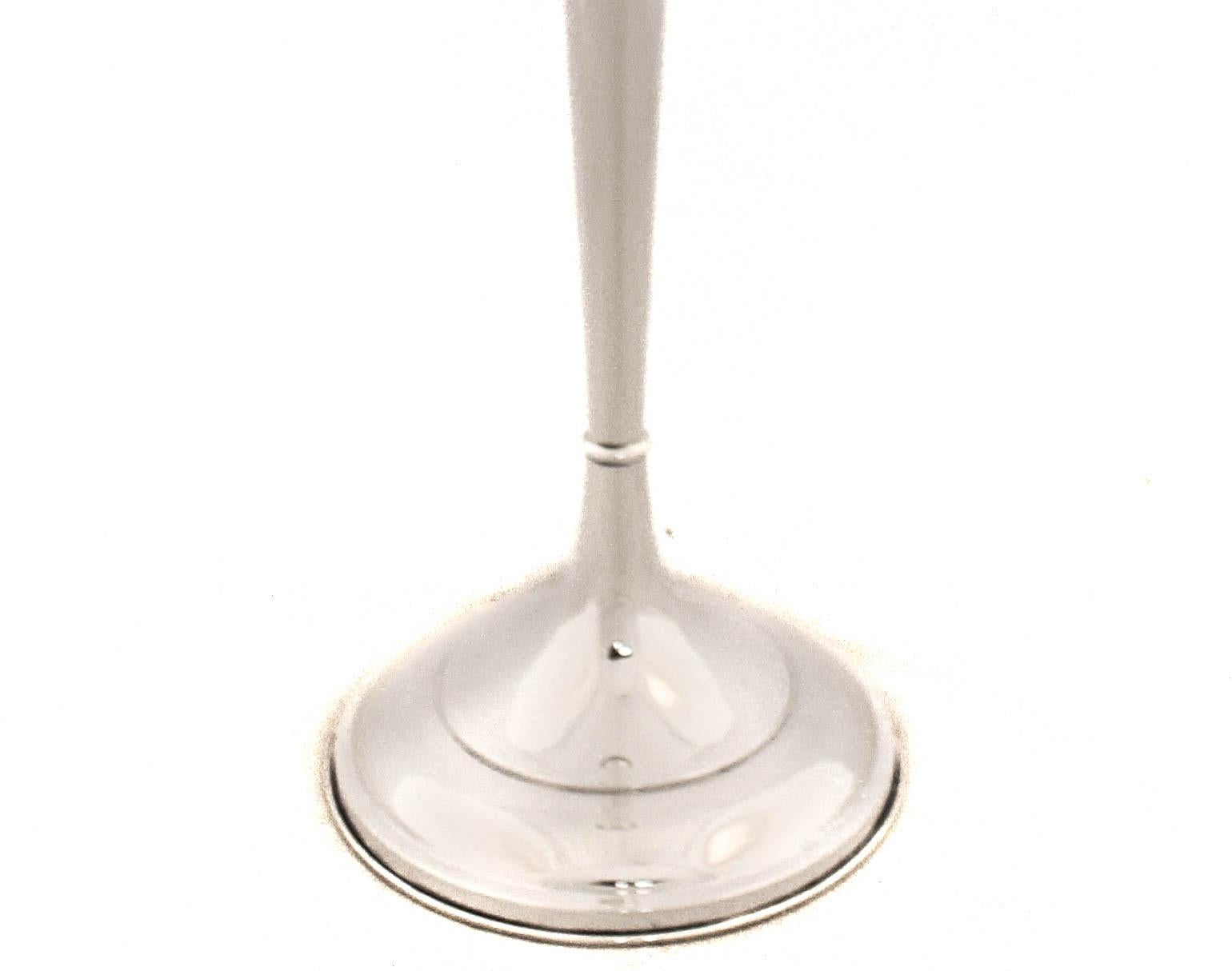 Metà XX secolo Candelieri in argento sterling in vendita