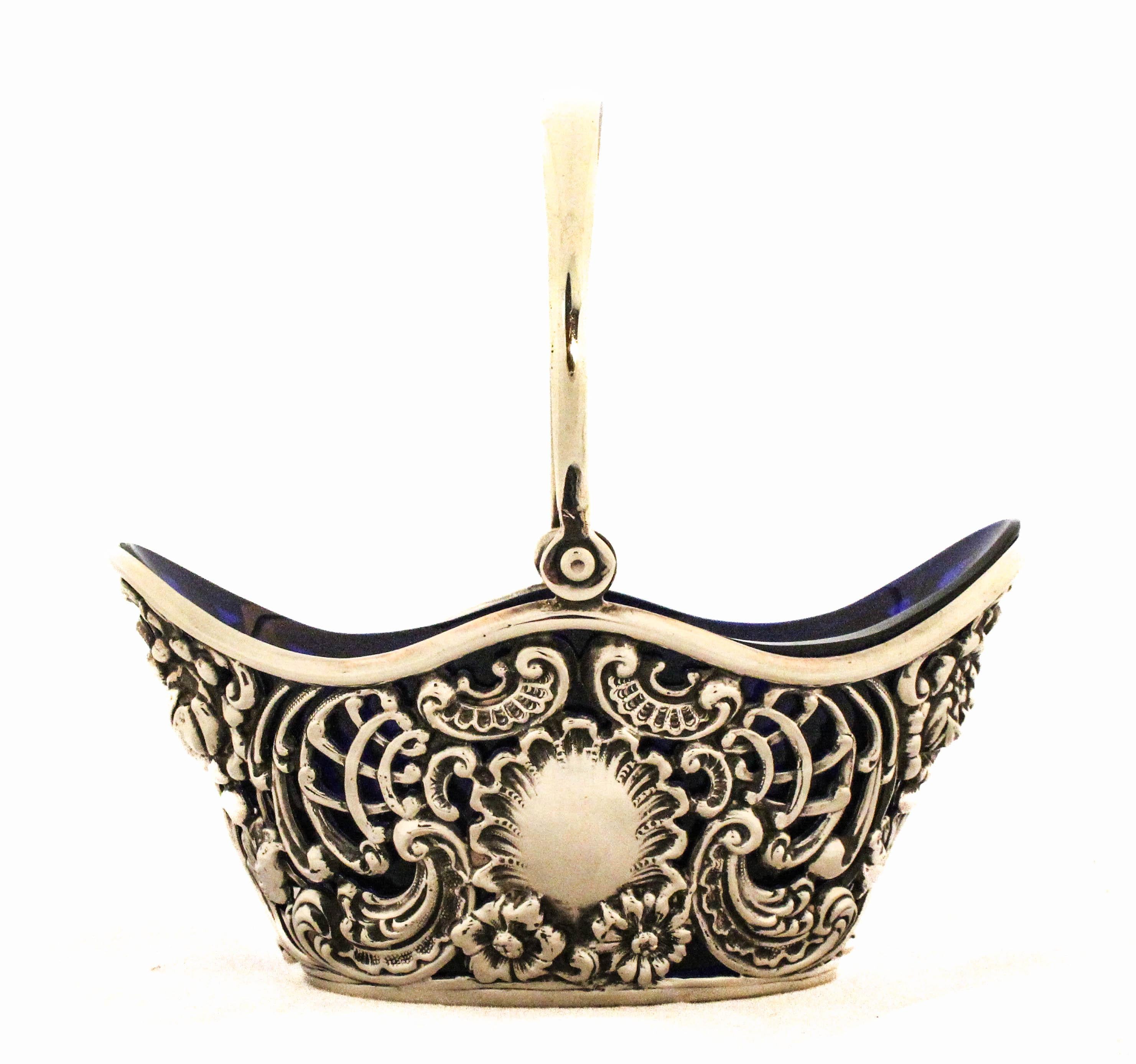 Sterling Silver Candy Basket Excellent état - En vente à Brooklyn, NY