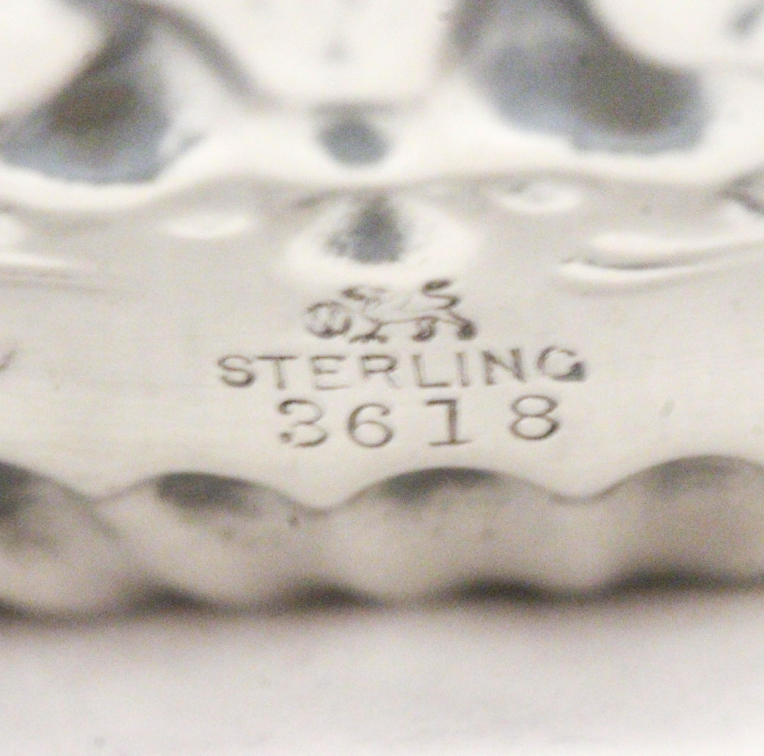 Début du 20ème siècle Plat à bonbons en argent en vente