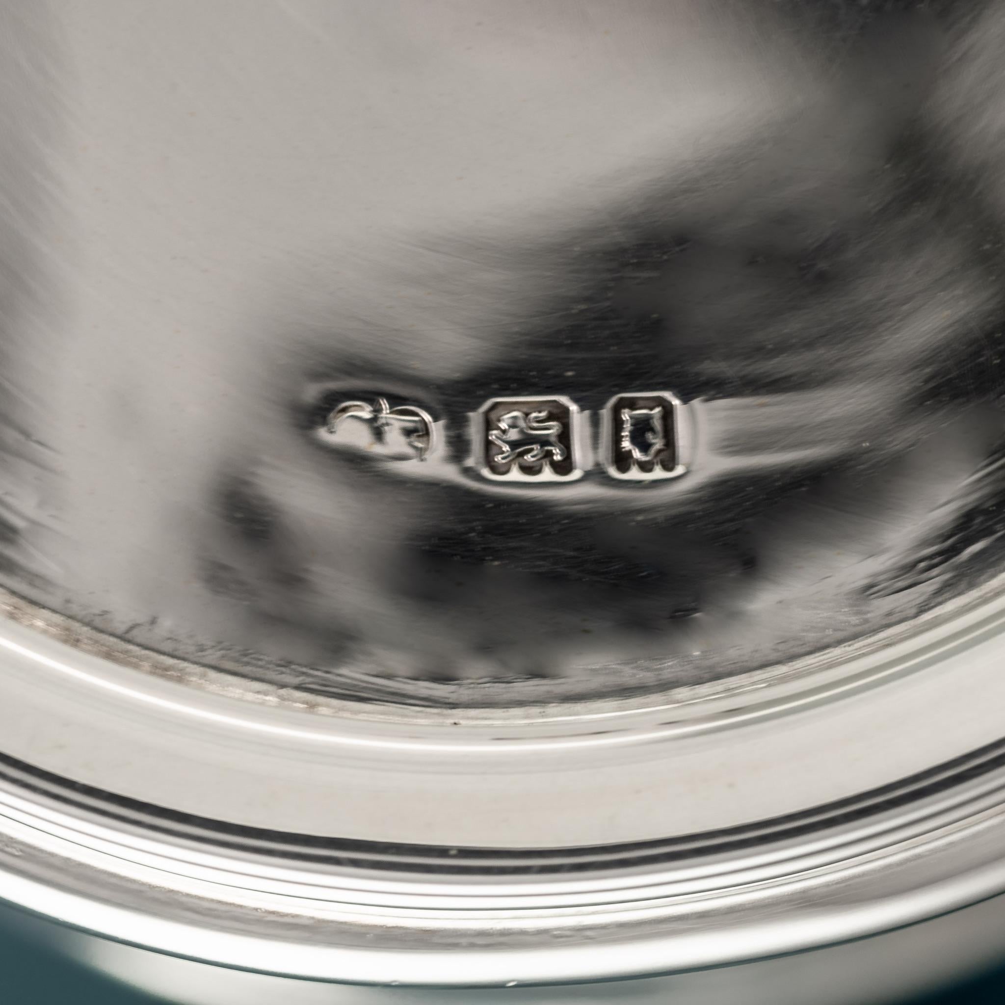 Barattolo in argento sterling, con marchio Londra 1922 in vendita 1