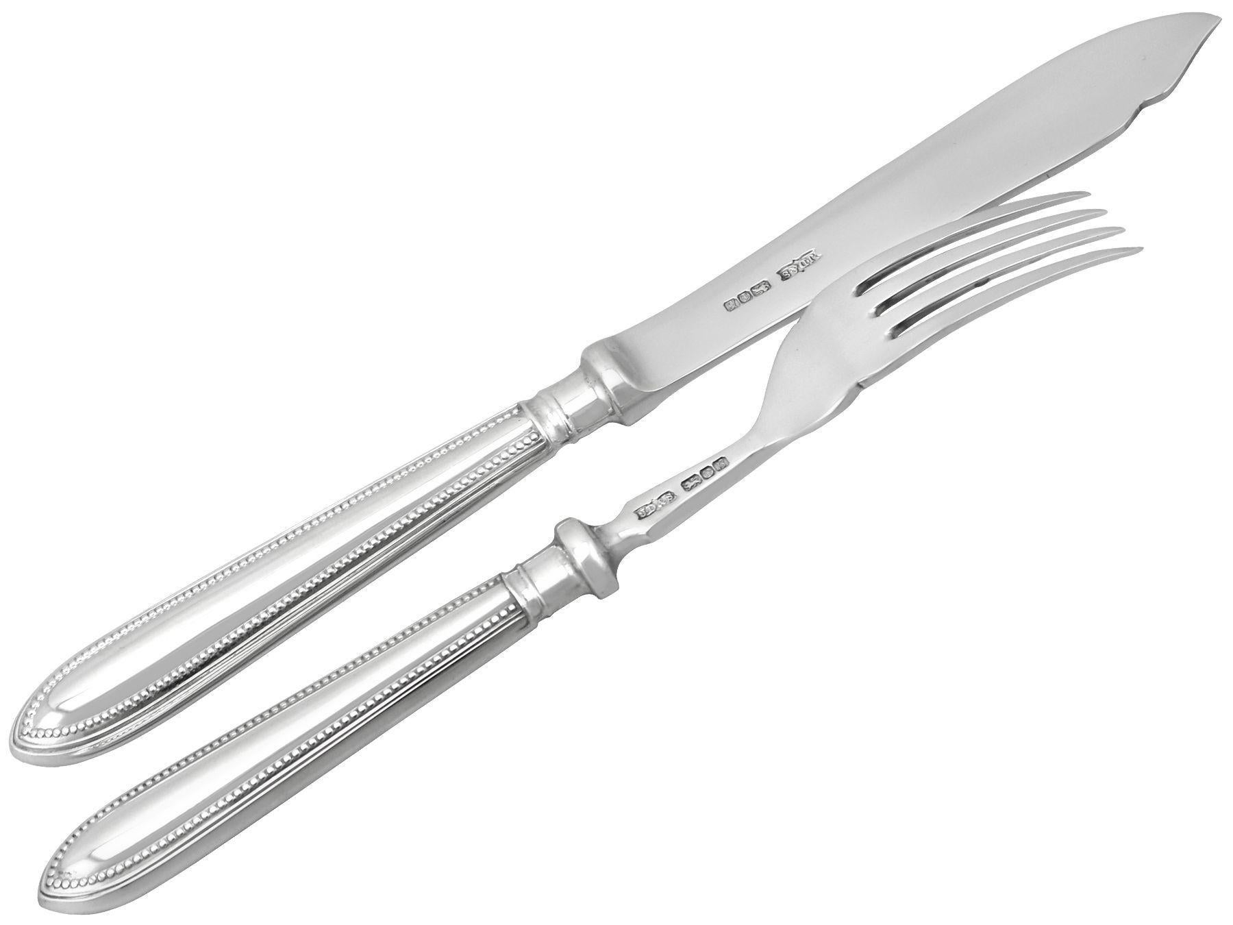 Sterling Silver Canteen of Cutlery for Eight Persons 7