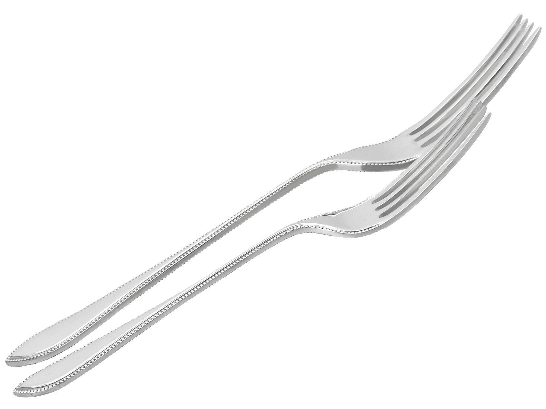 Sterling Silver Canteen of Cutlery for Eight Persons 3