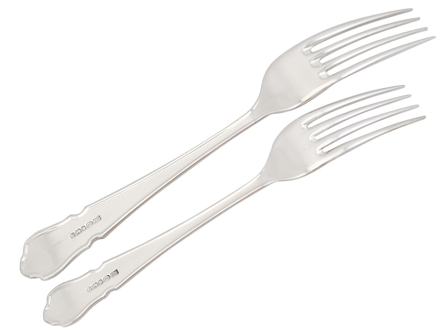 Sterling Silver Canteen of Cutlery for Six Persons, 2002 2