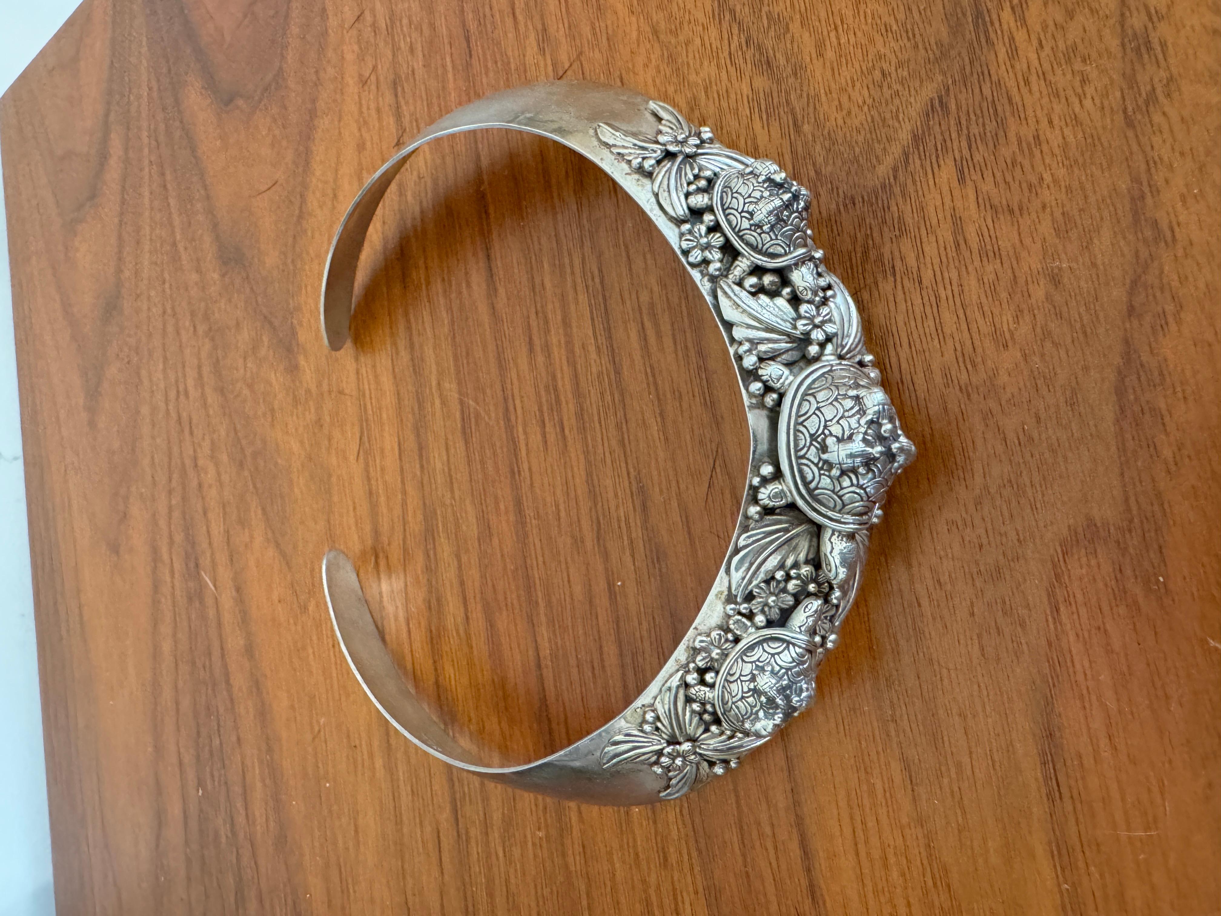 Collana a girocollo in argento Carol Felley 1990 in vendita 7